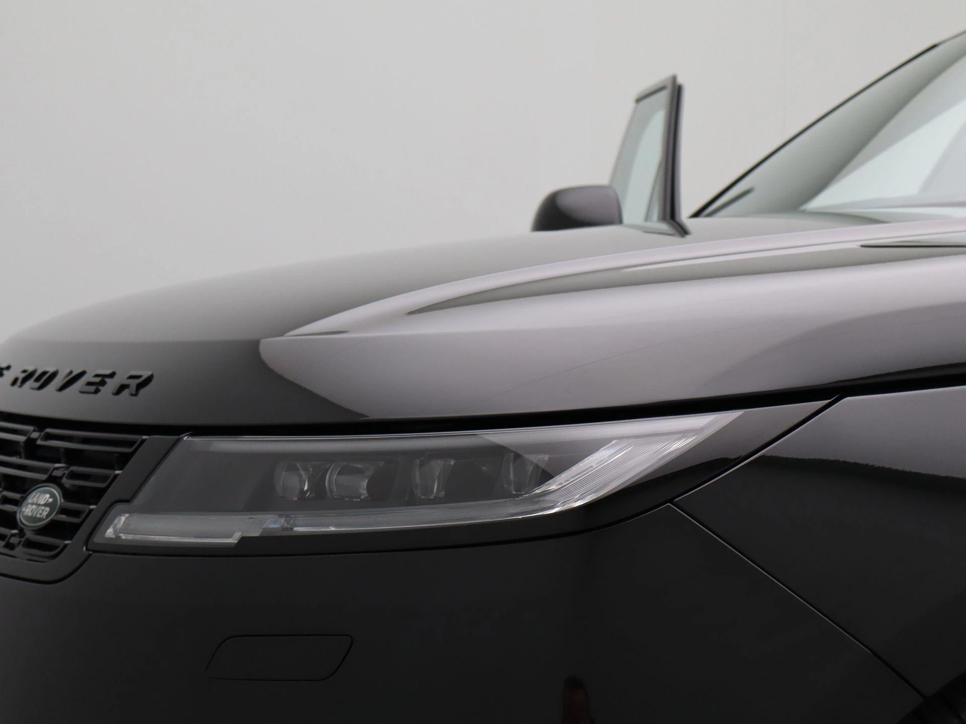 Land Rover-Range Rover Sport-image-16