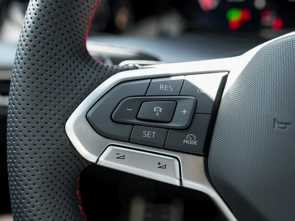 Volkswagen Golf GTI 2.0 TSI DSG "1,49%" Black Style 360°Kam., IQ.Light, H/K Sound,