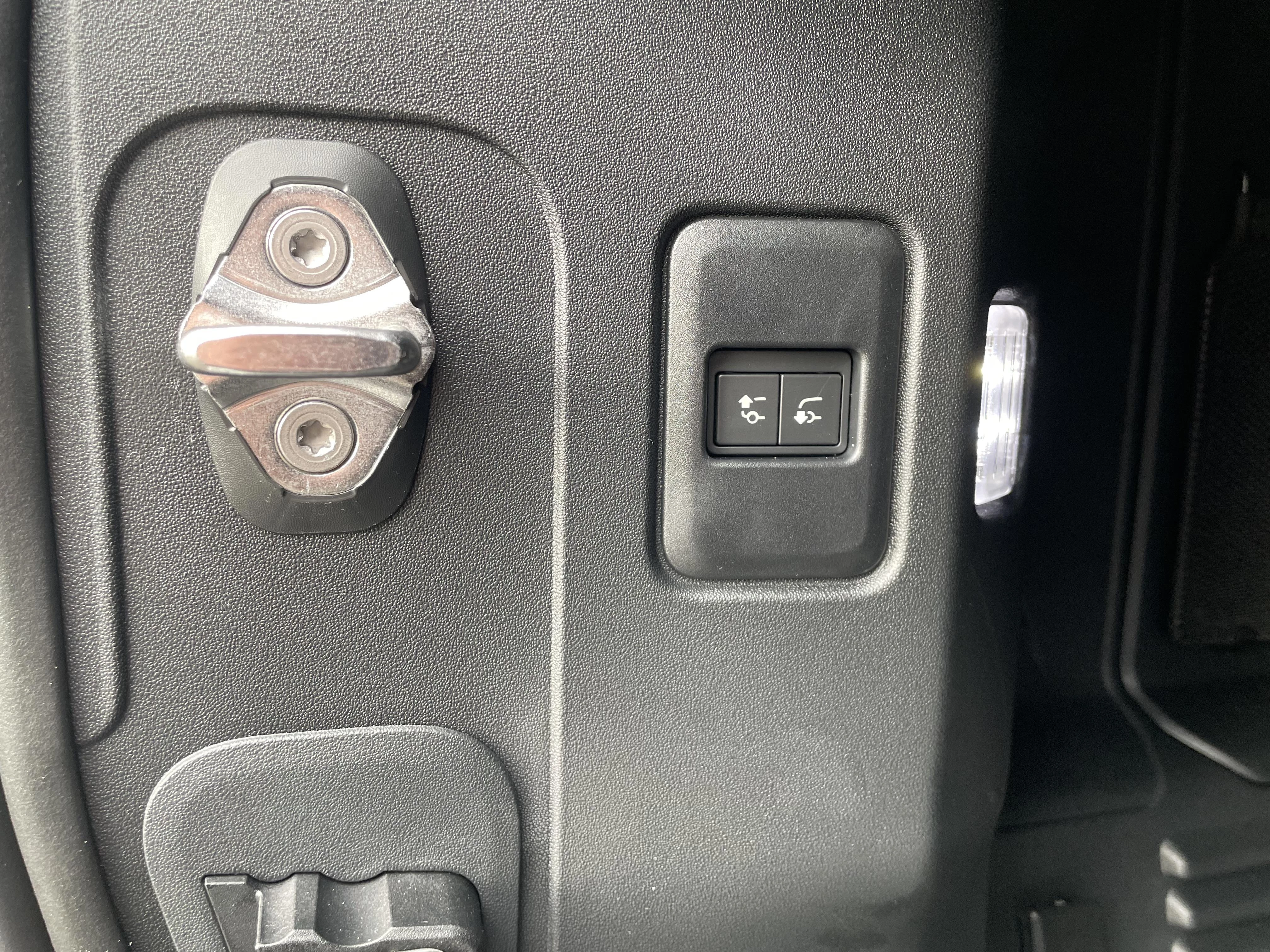 Land Rover Defender 110 D200 S Demo