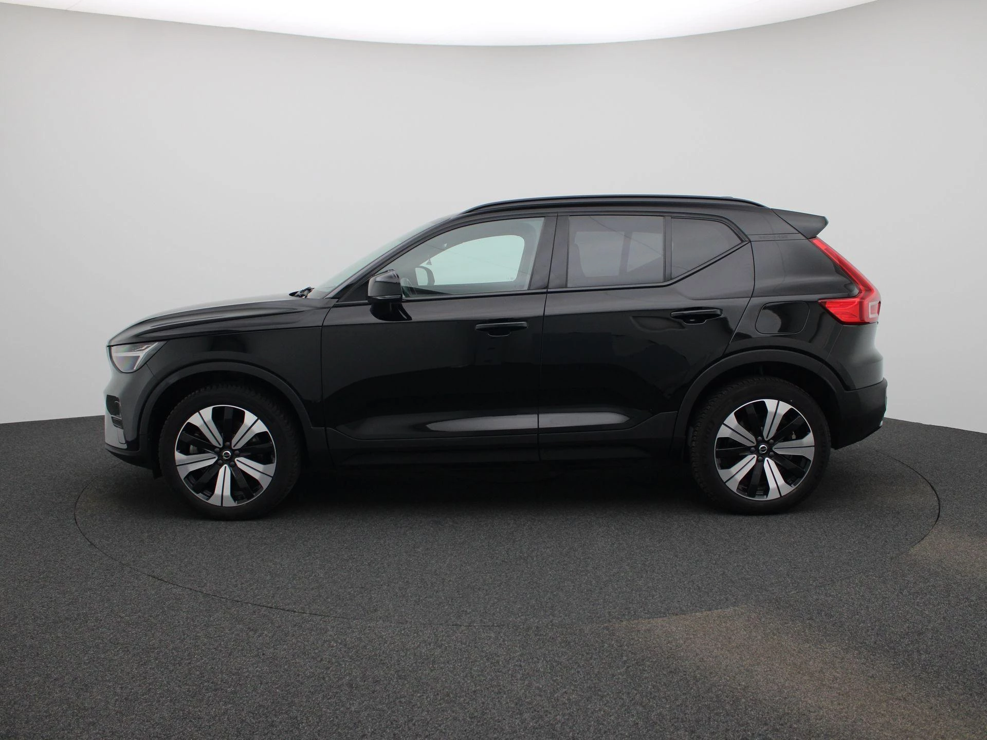 Volvo XC40 Recharge Core 70 kWh