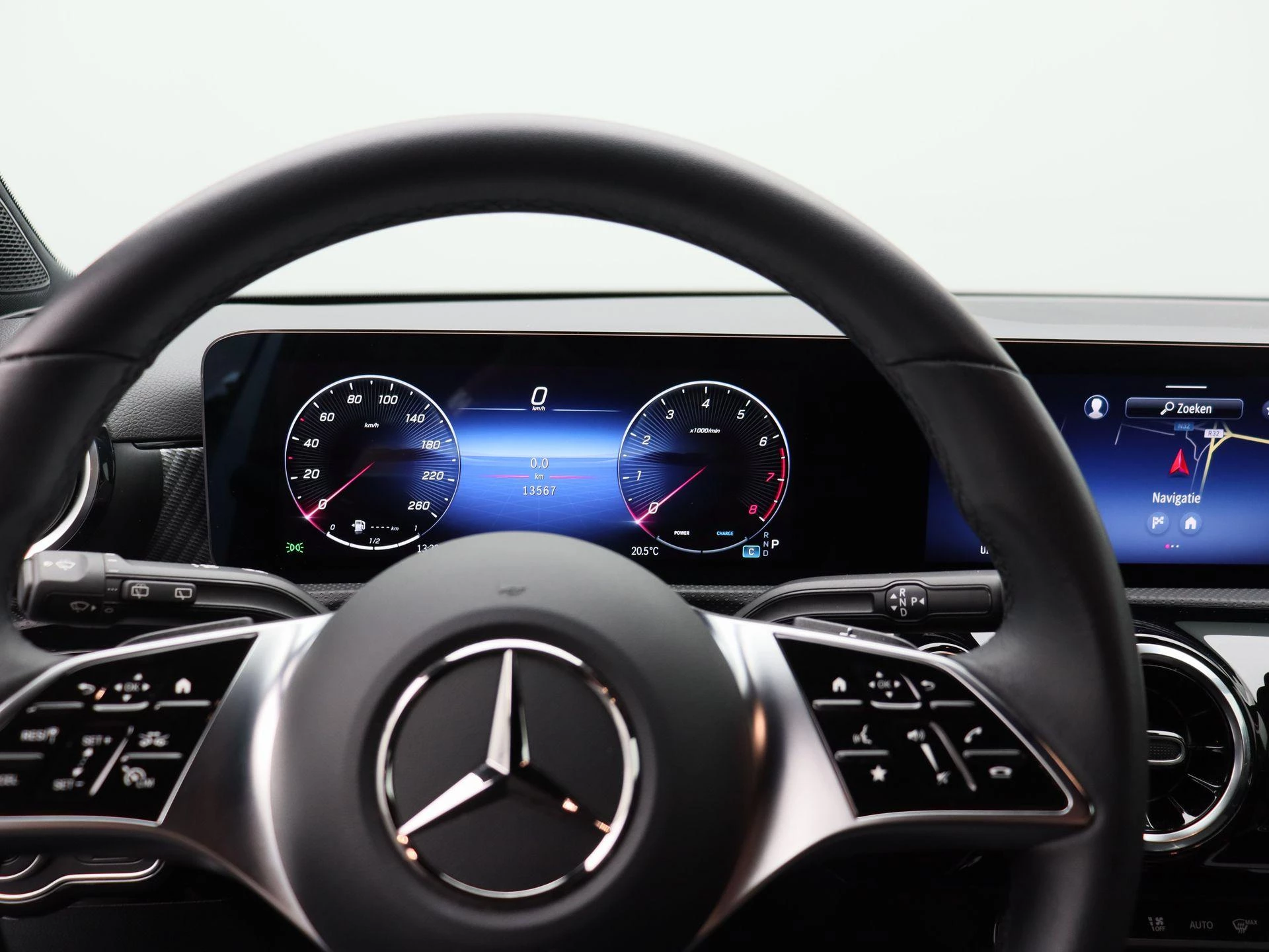 Mercedes-Benz Classe A 180 Business Line + CARPLAY + LED + CAMERA +
