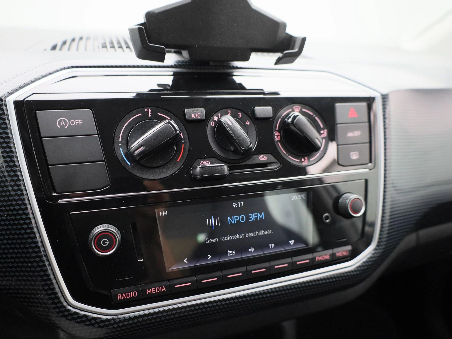 Volkswagen-up!-image-20