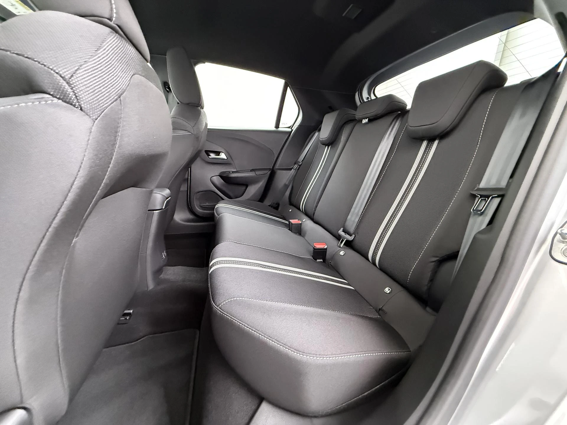 Opel-Corsa-image-16