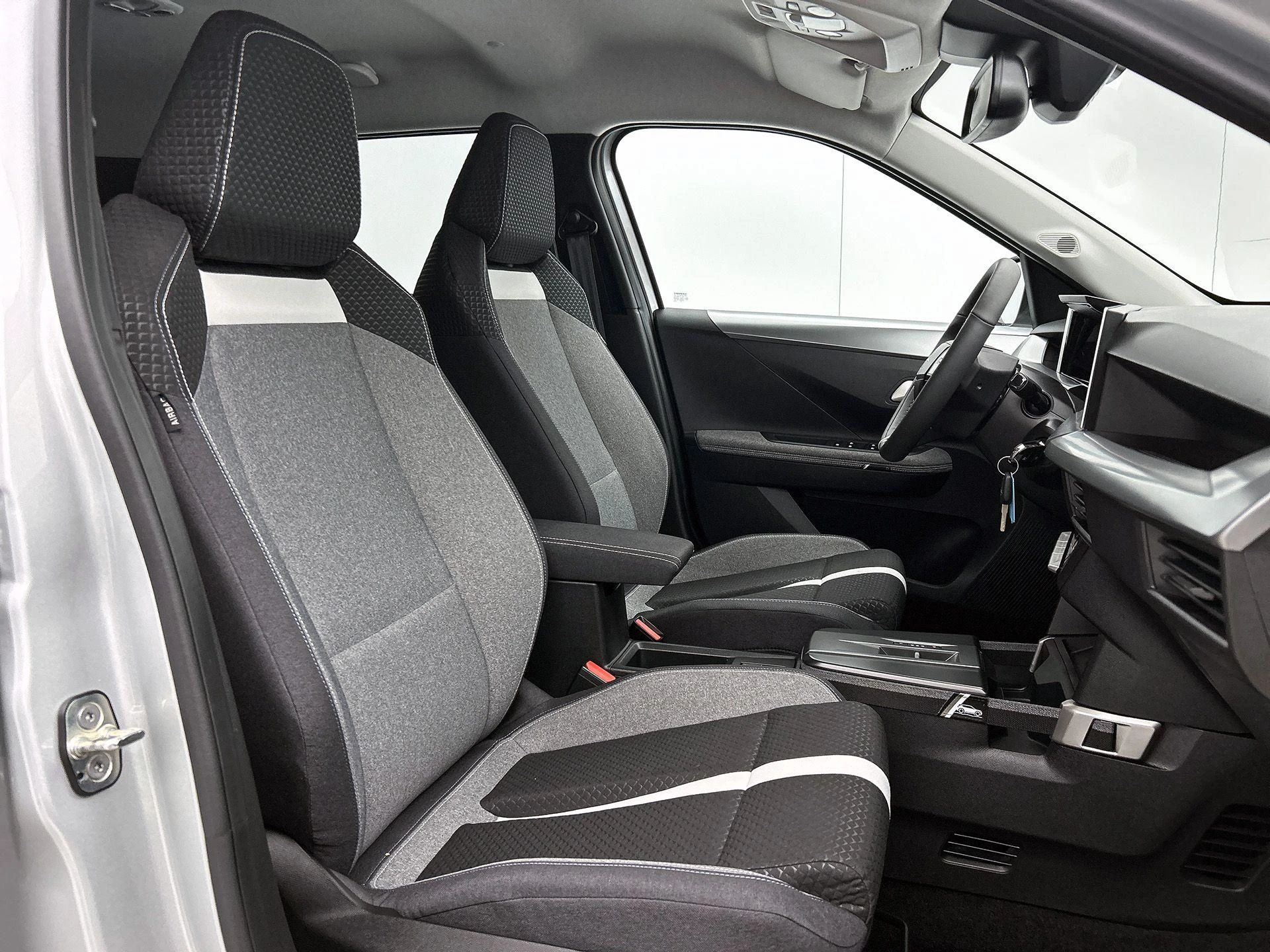 Opel-Frontera-image-33