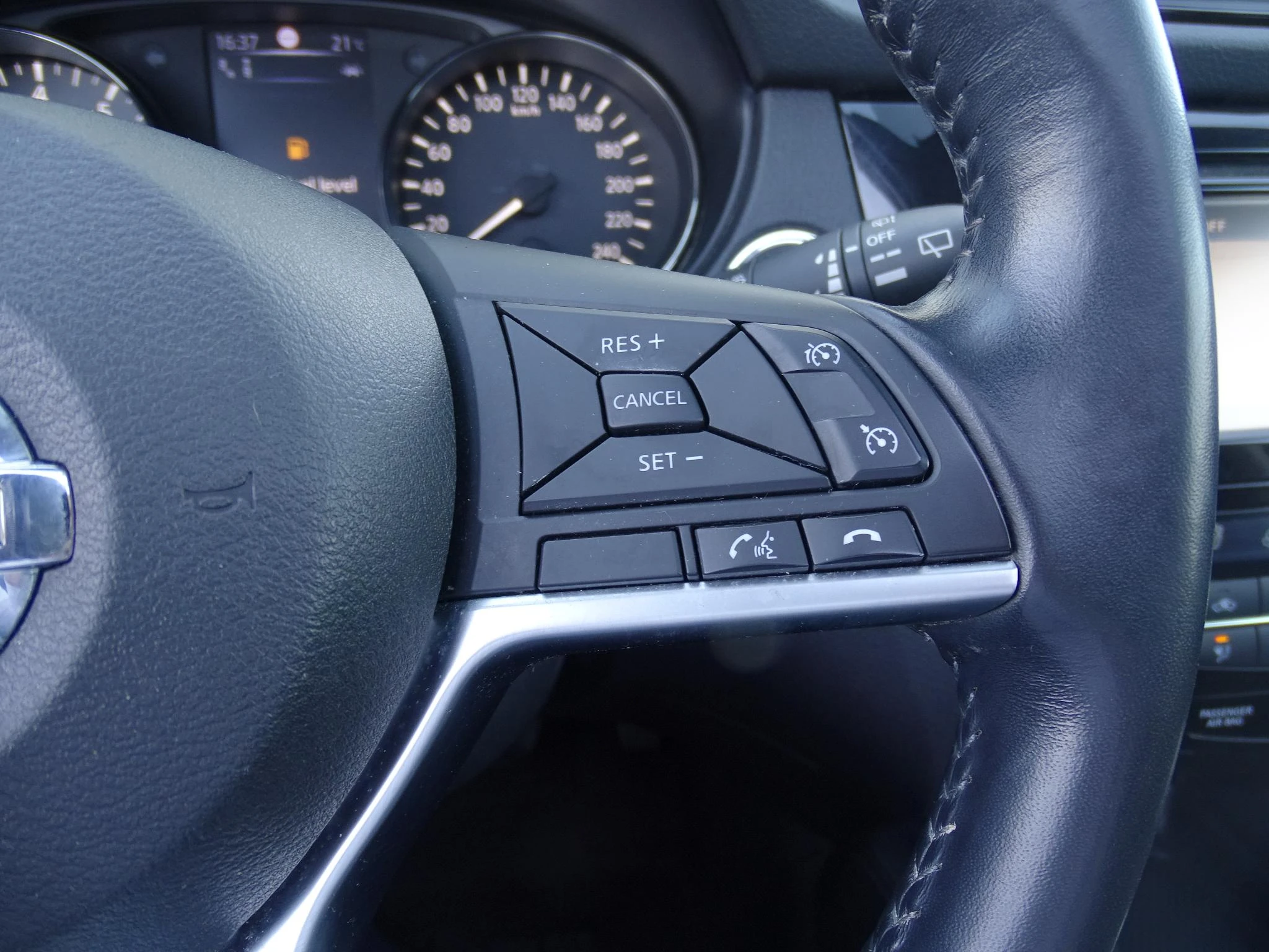 Nissan-X-Trail-image-21