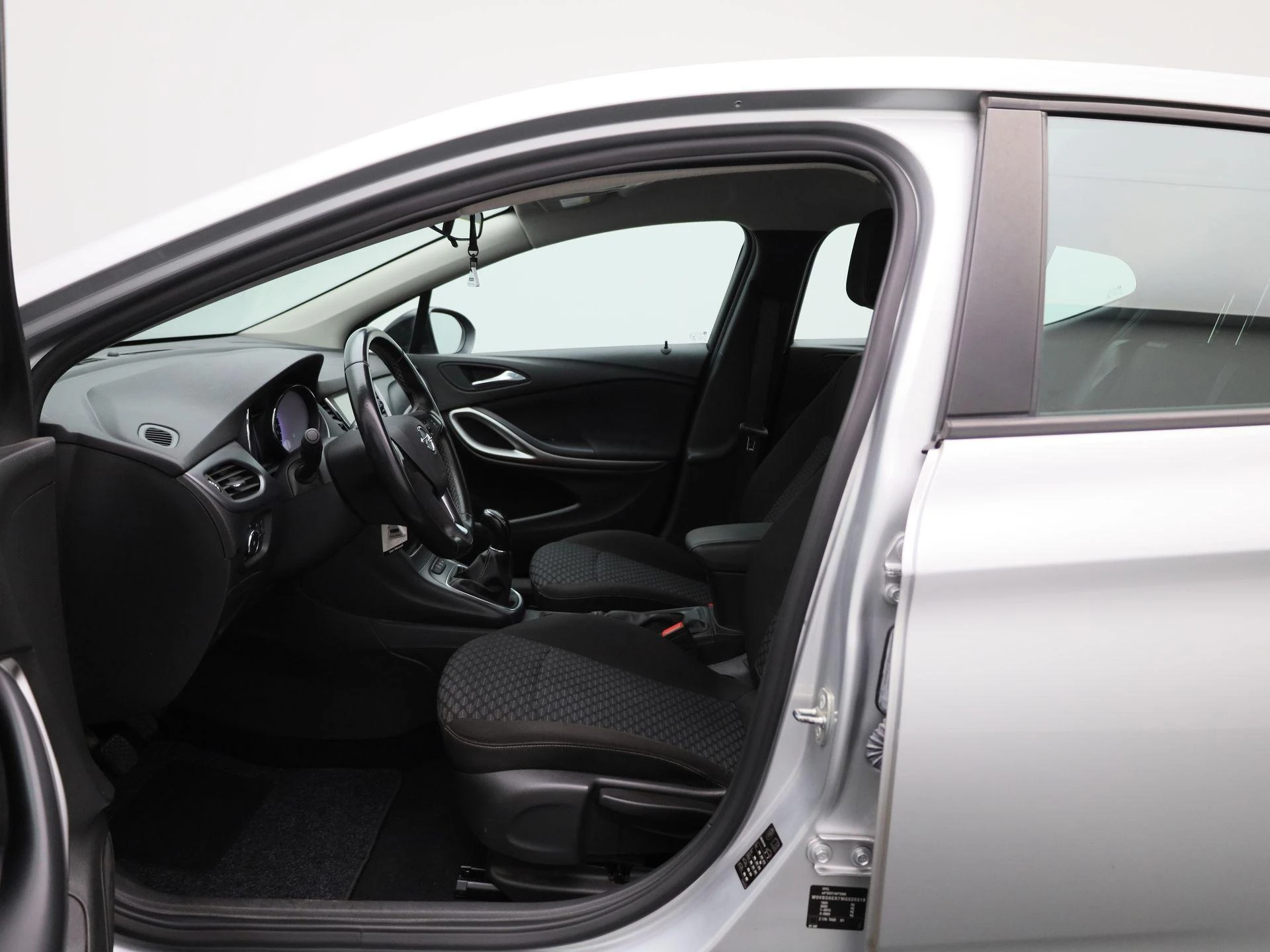 Opel-Astra-image-8