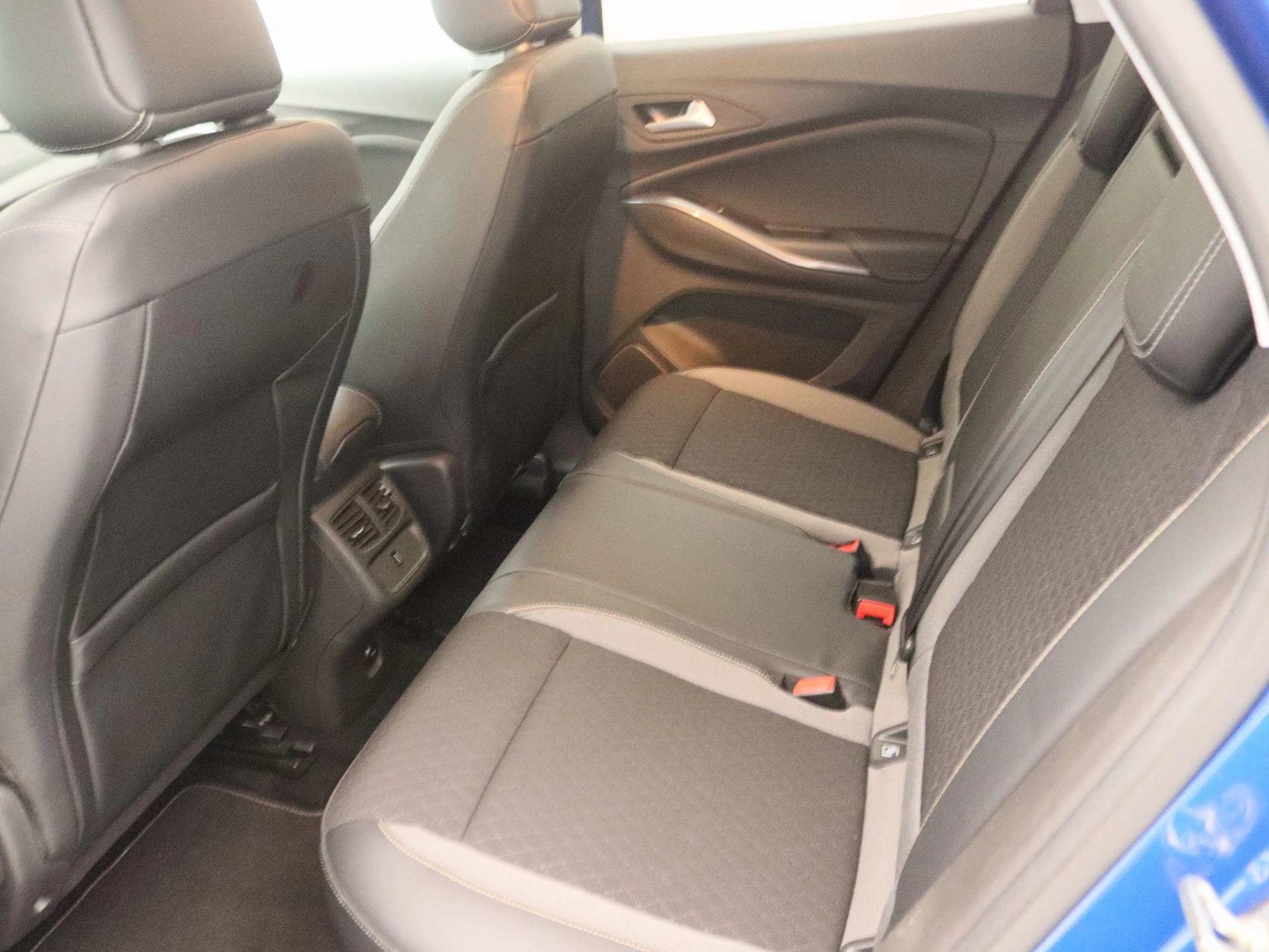 Opel Grandland X 1.2 Turbo Business Executive
