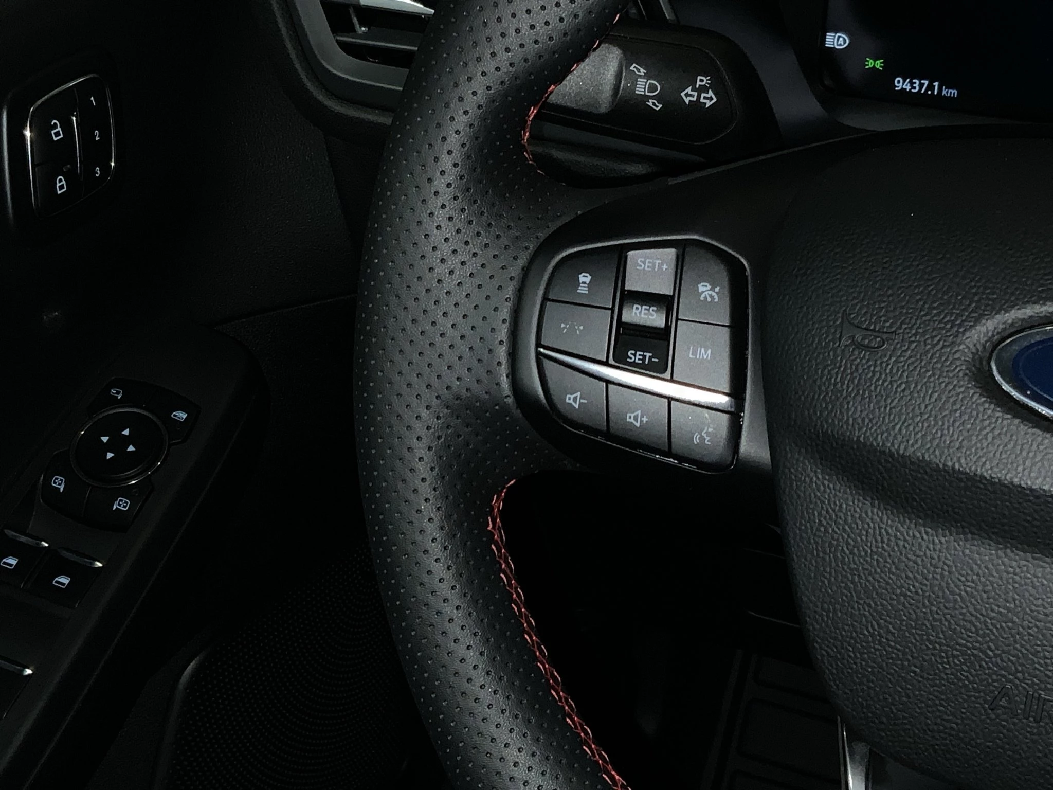 Ford Kuga ST-Line X Aut.*360GRAD*LED-MATRIX*NAVI*GRA*WINTER-PKT.