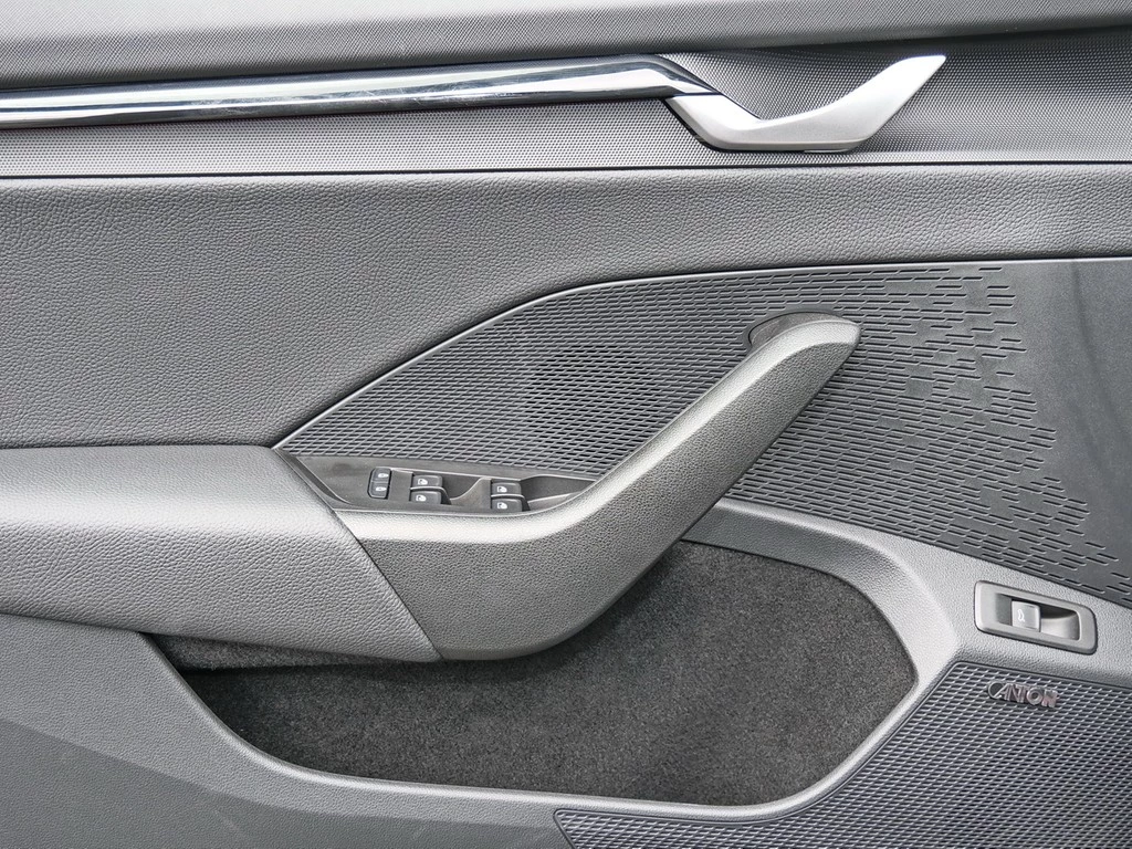 Škoda Octavia Combi 2.0 TSI RS *PANO*CANTON*ACC*AHK*MATRIX*