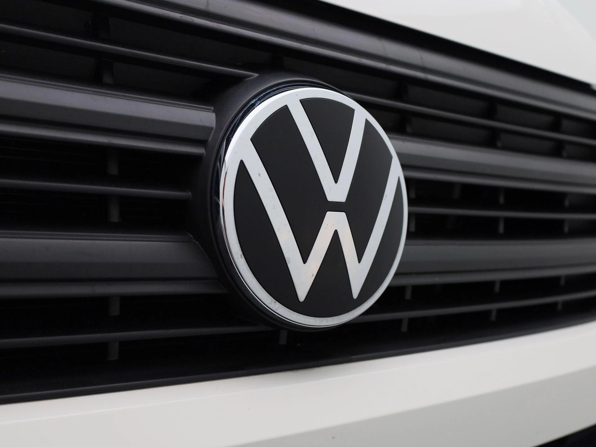 Volkswagen Crafter 2.0 TDI L3H3 Highline 140PK