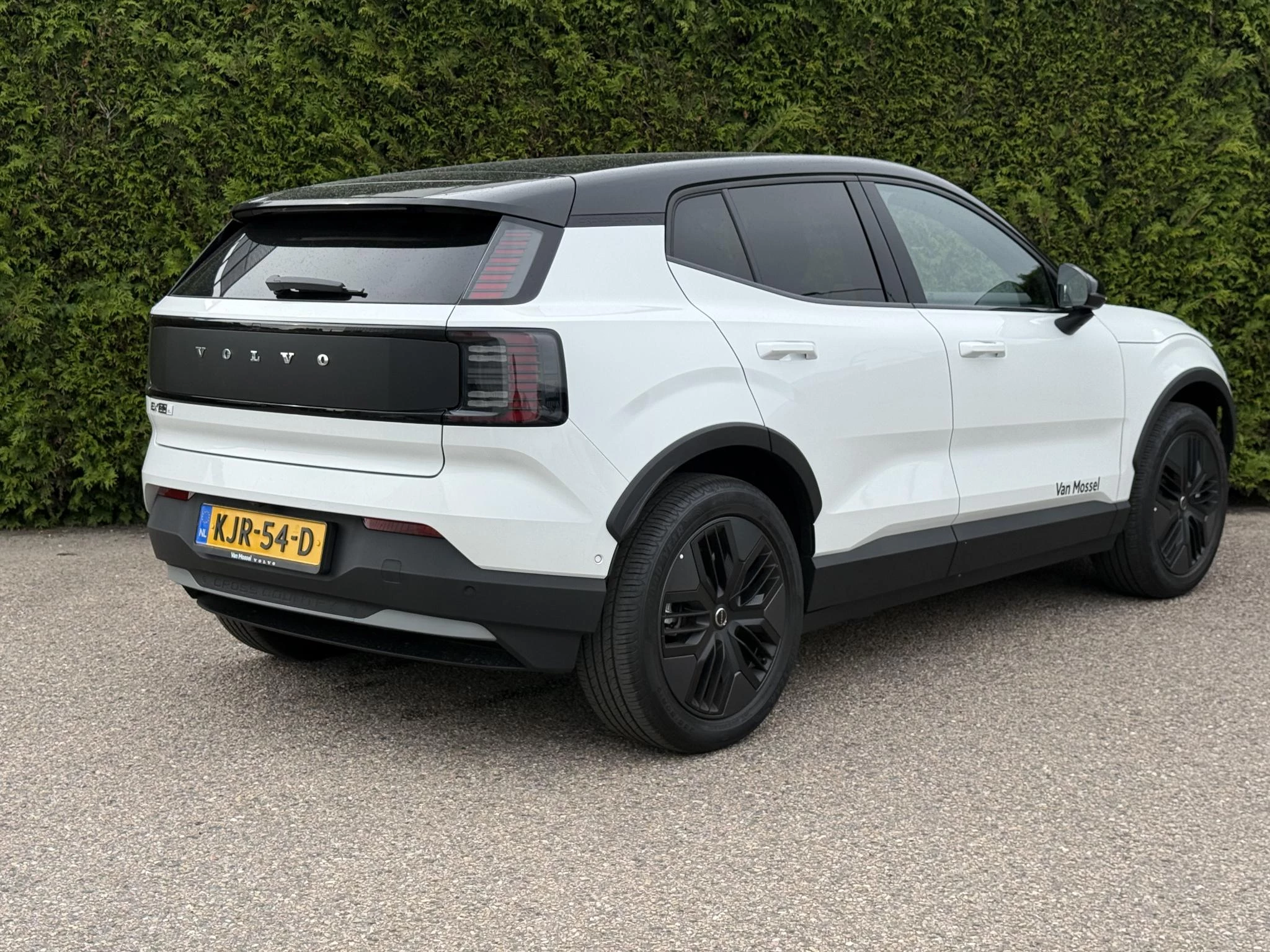 Volvo EX30 Cross Country P8 AWD Ultra 69 kWh