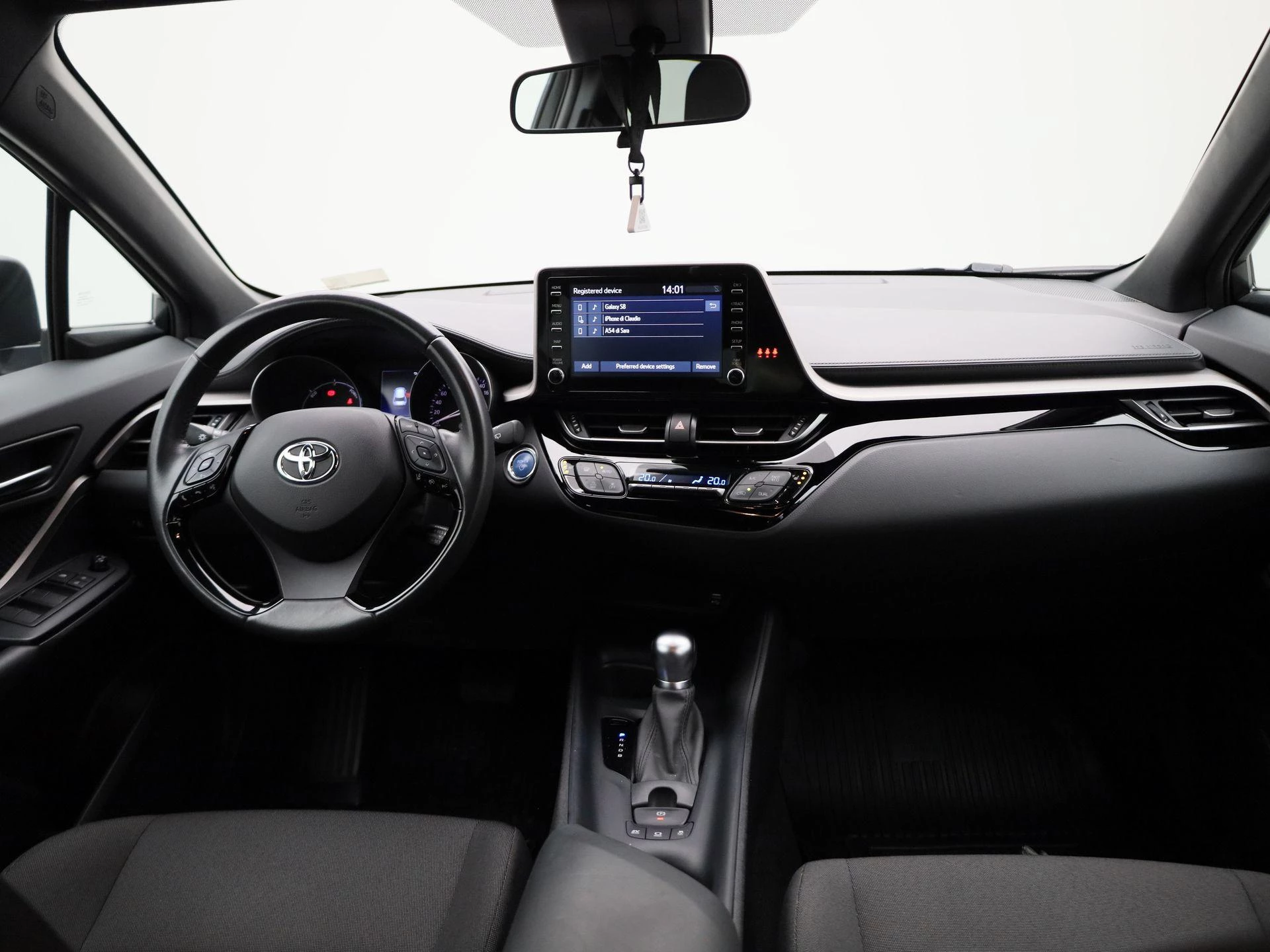 Toyota-C-HR-image-32