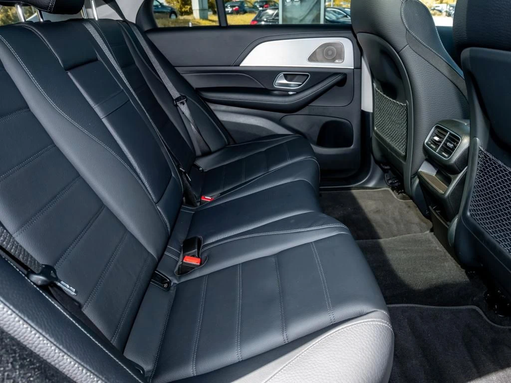 Mercedes-Benz-GLE 400 d-image-12