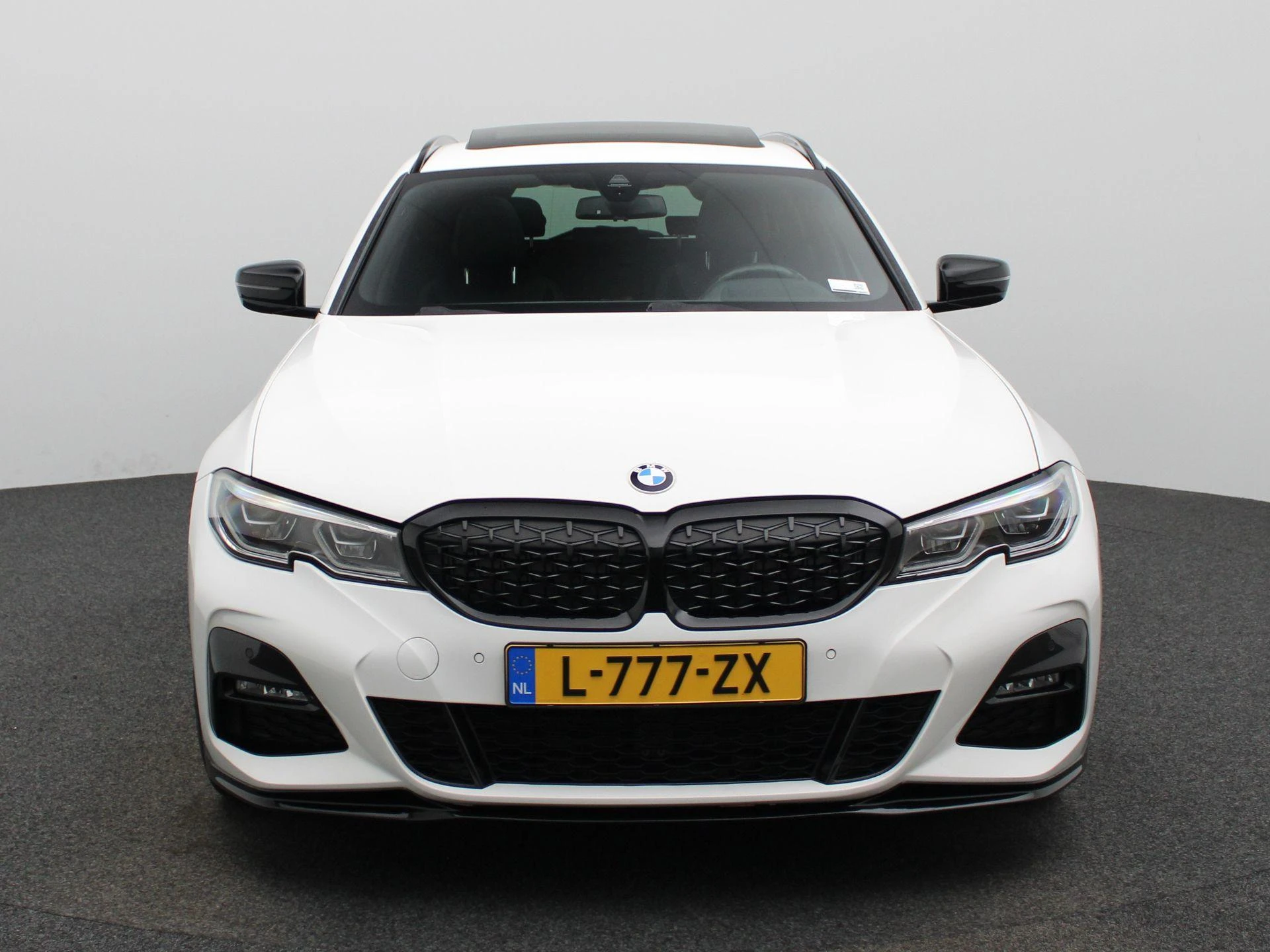 BMW-3 Serie-image-2