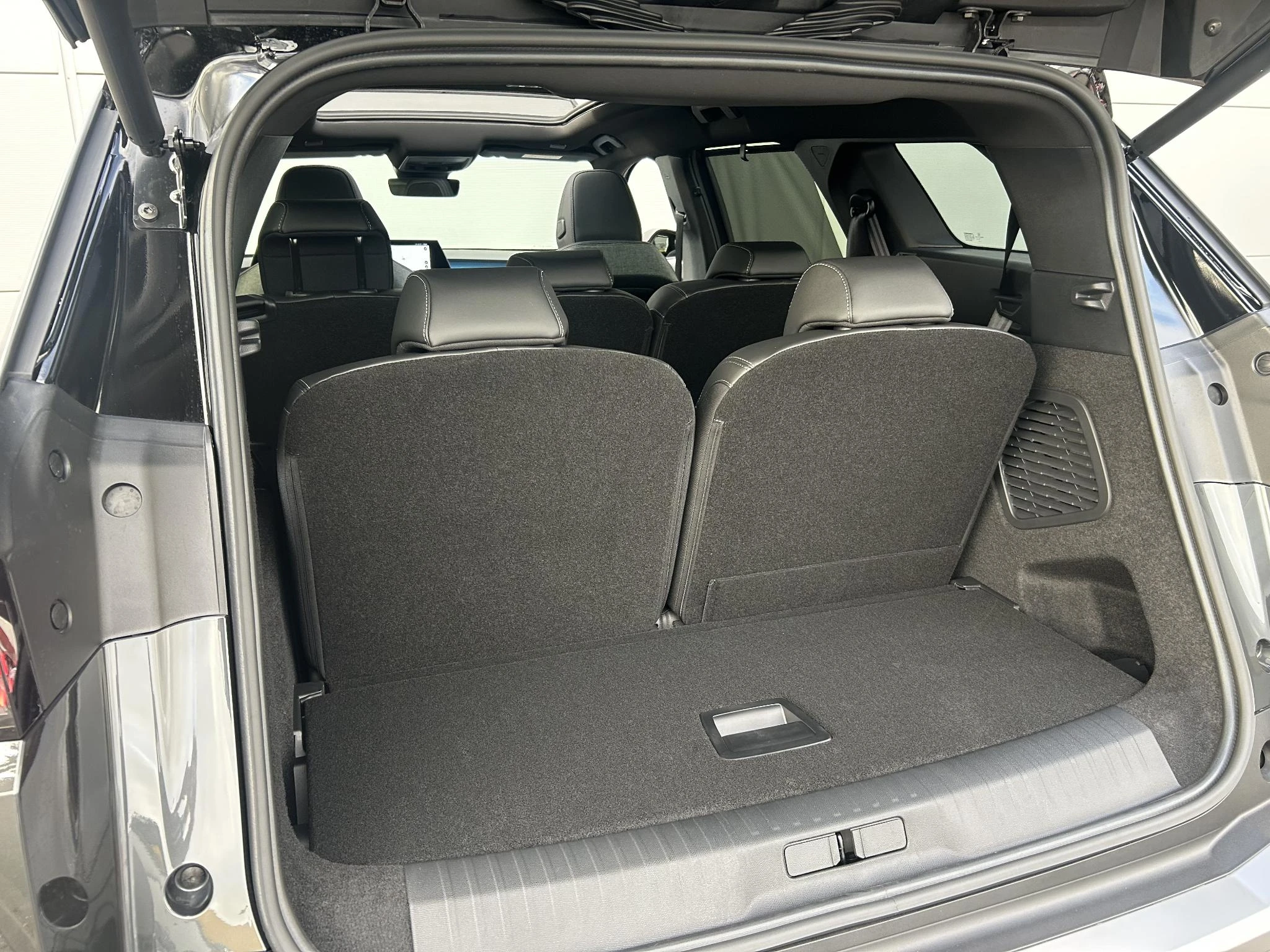 Peugeot-5008-image-18