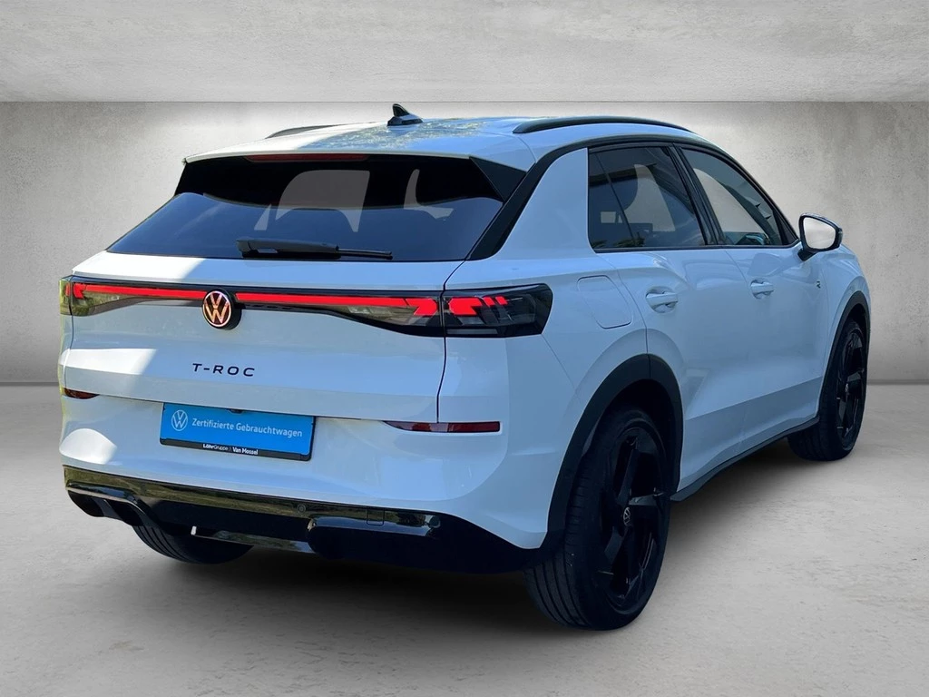 Volkswagen-T-Roc-image-2