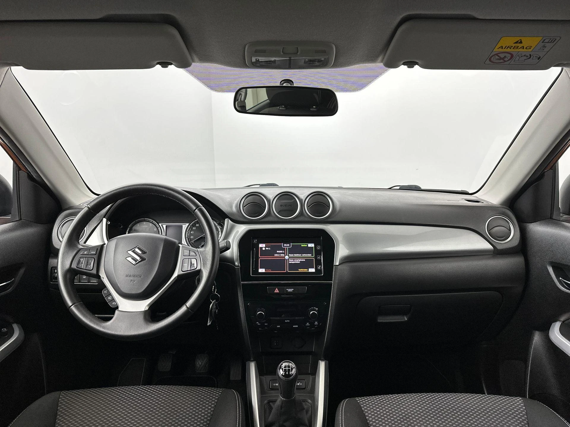 Suzuki-Vitara-image-16