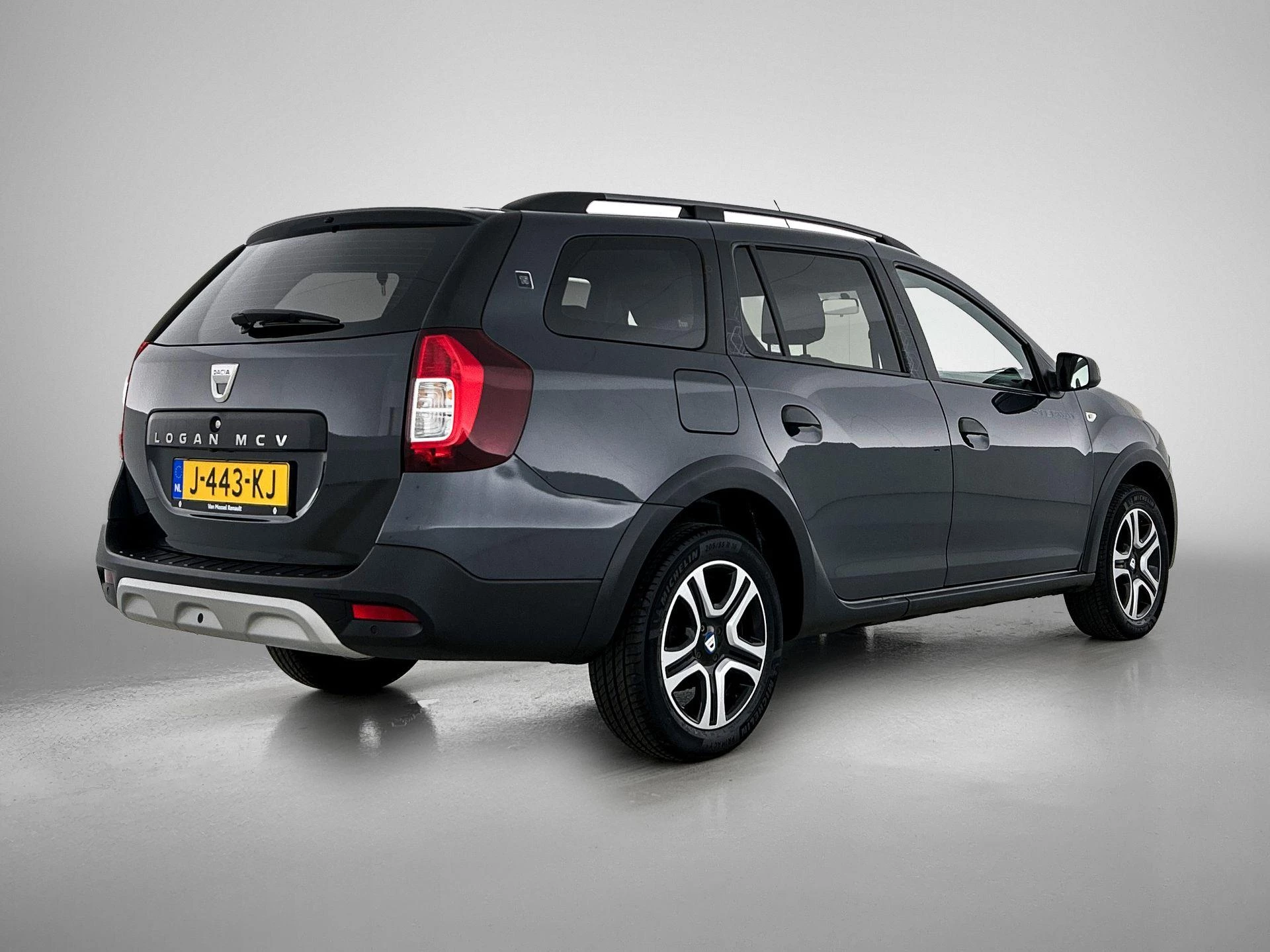 Dacia-Logan-image-3