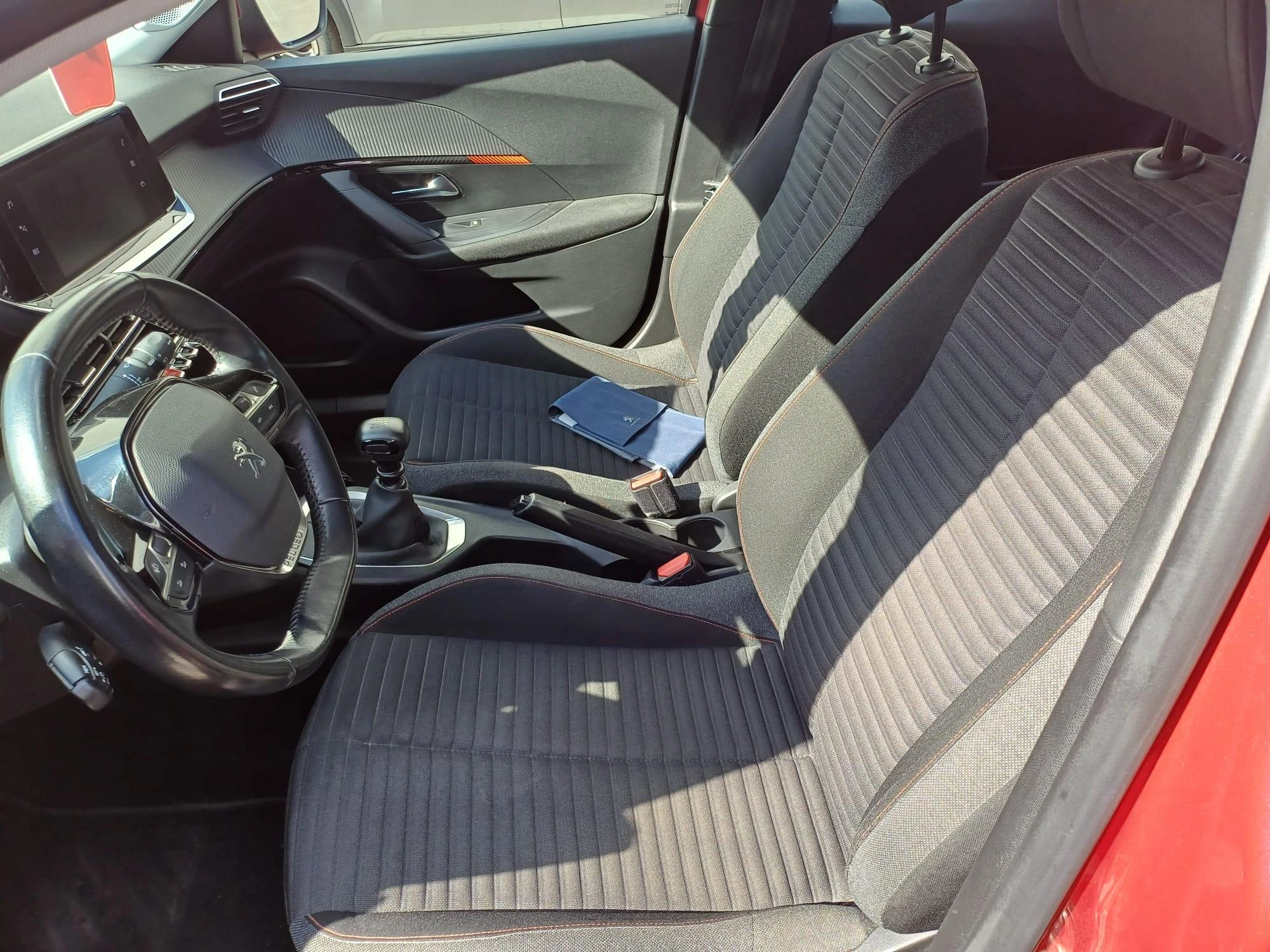 Peugeot-2008-image-10