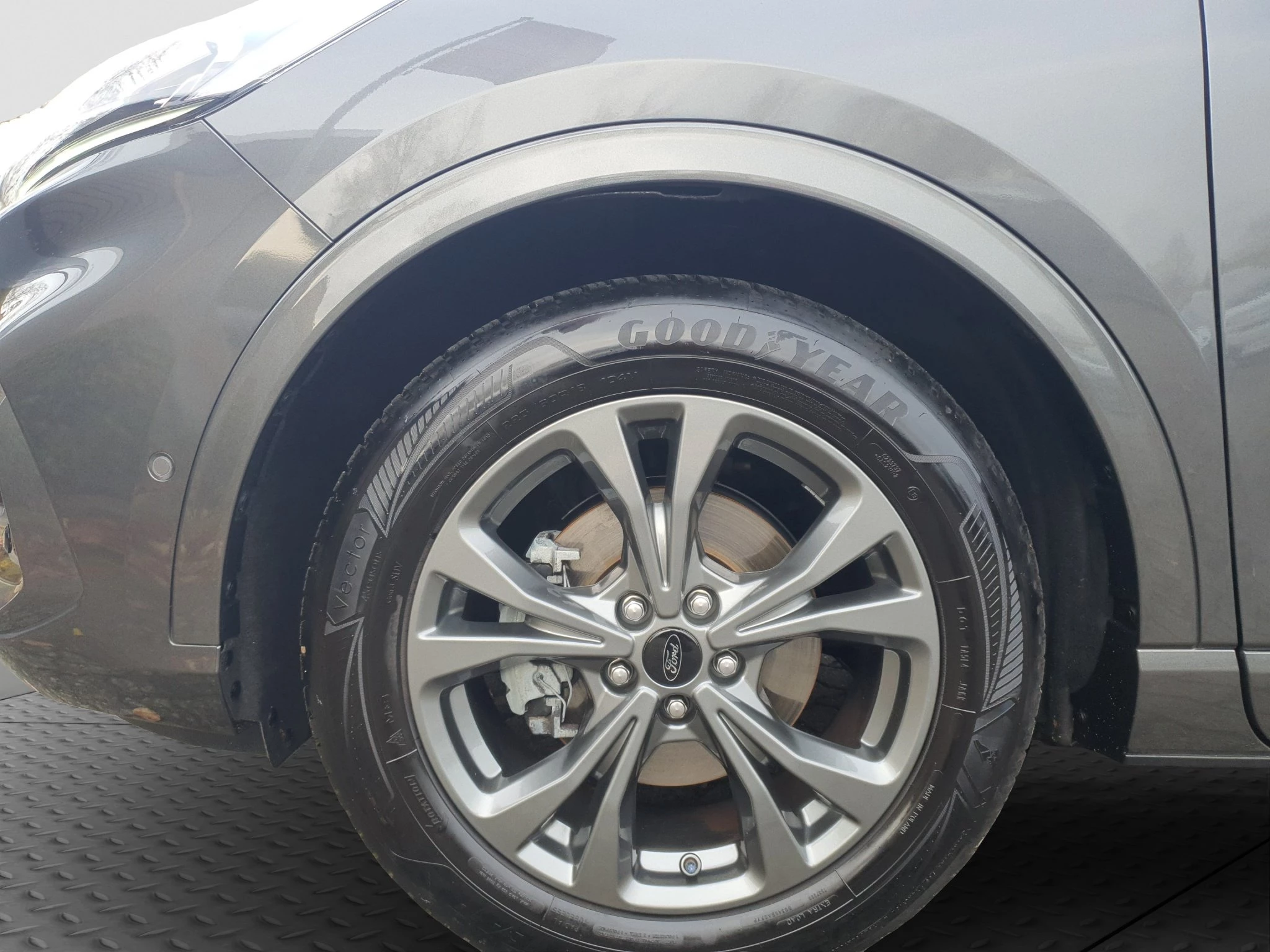 Ford Kuga ST-Line AHK ACC KAM NAVI LED WI-PKT
