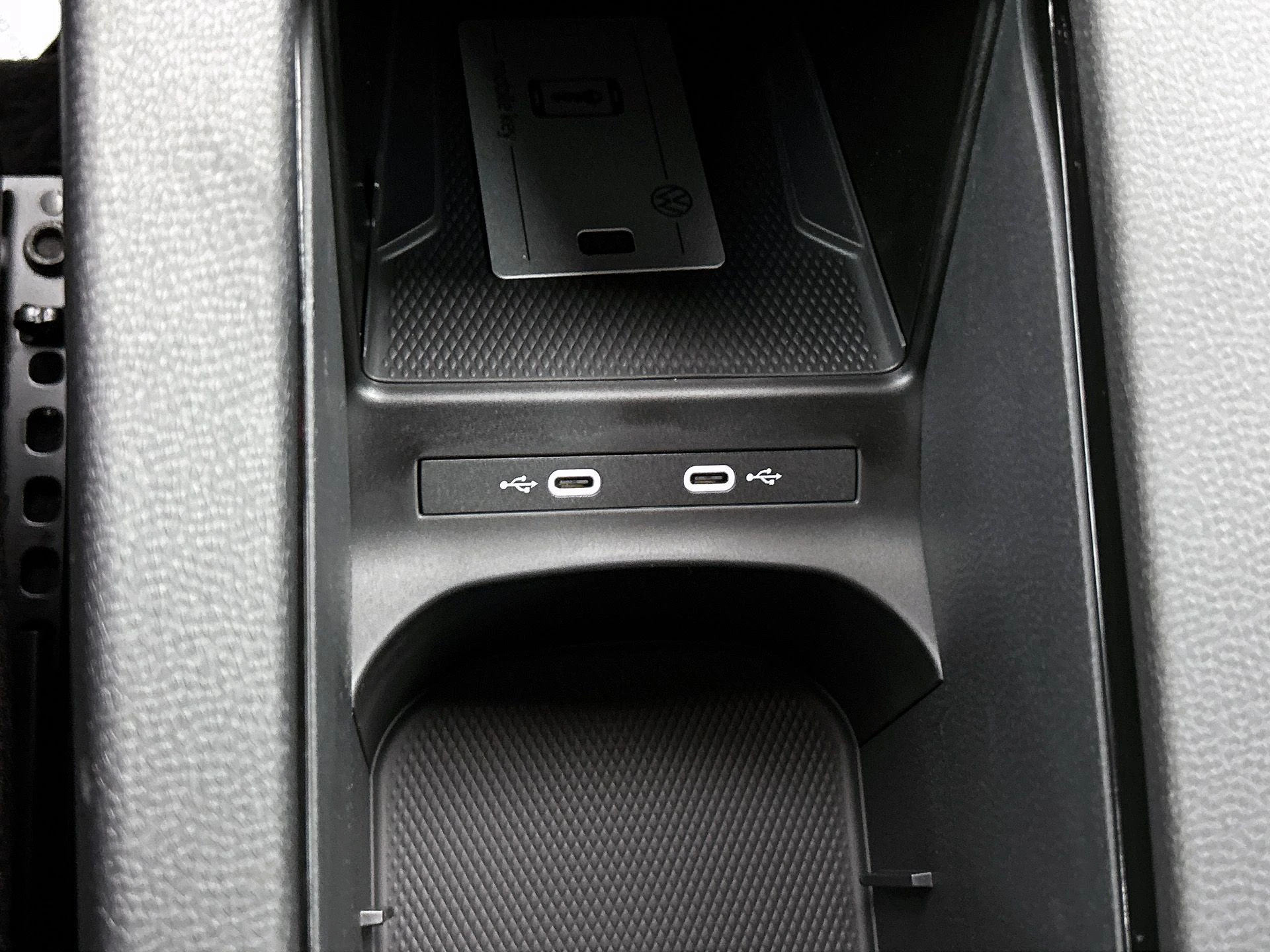 Volkswagen-ID.4-image-31