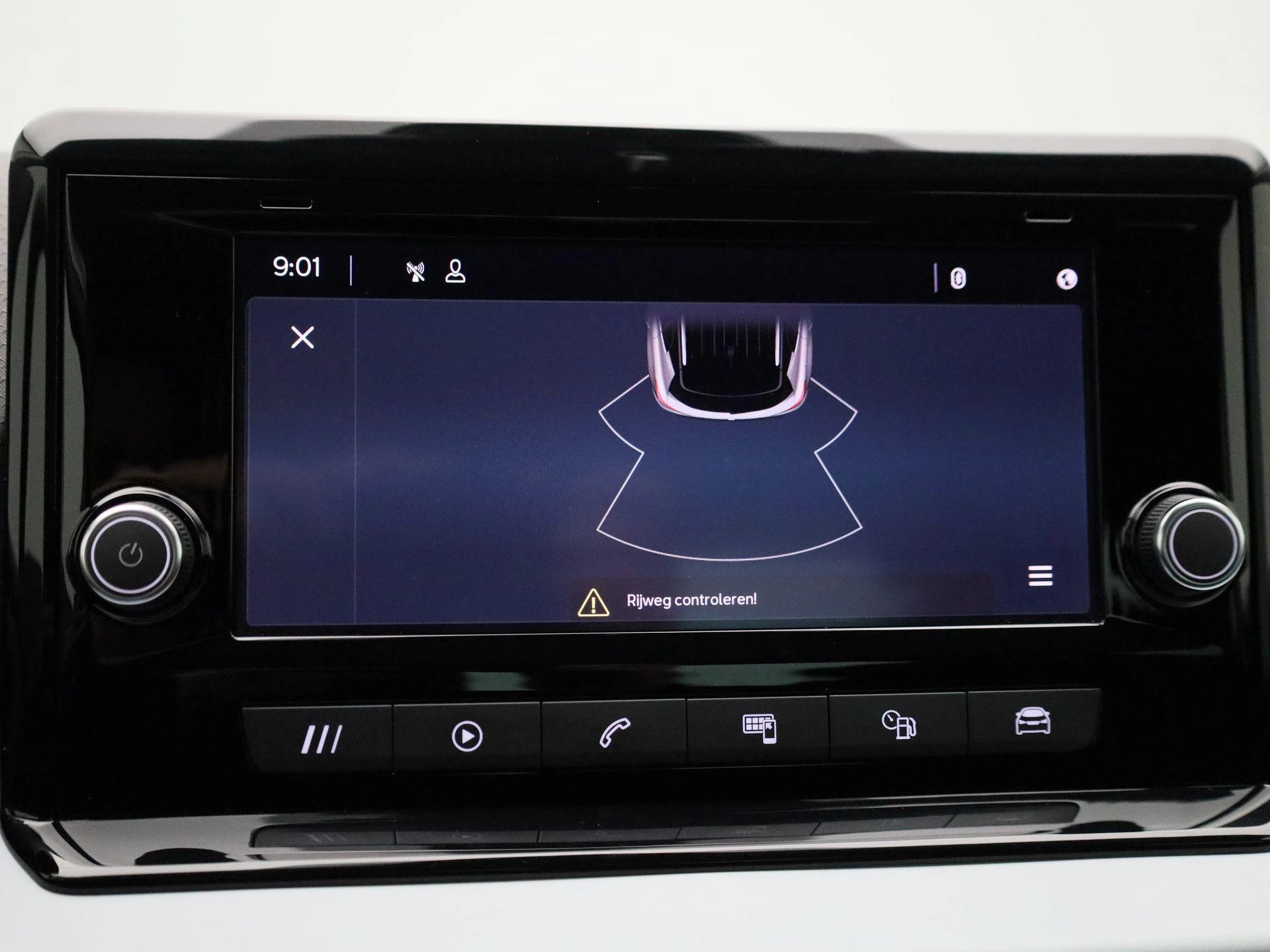 SEAT-Arona-image-23