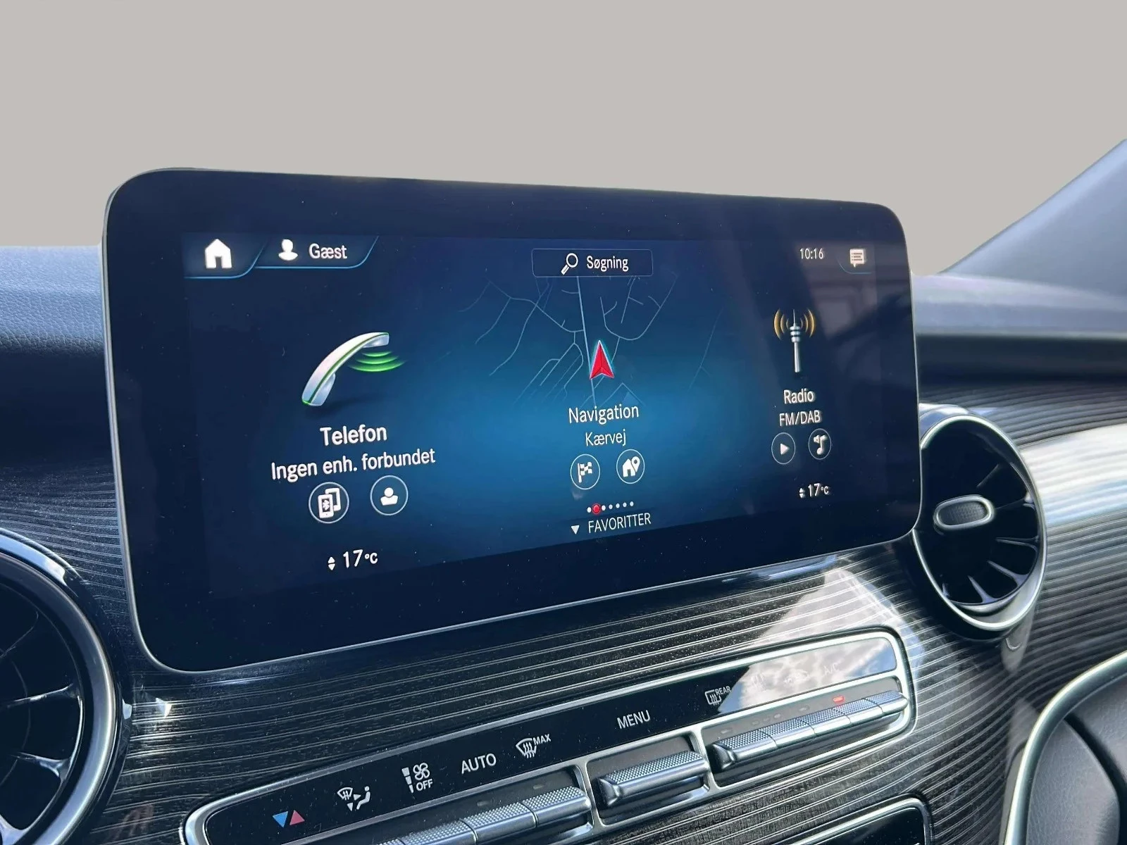 Mercedes-Benz-EQV-image-12