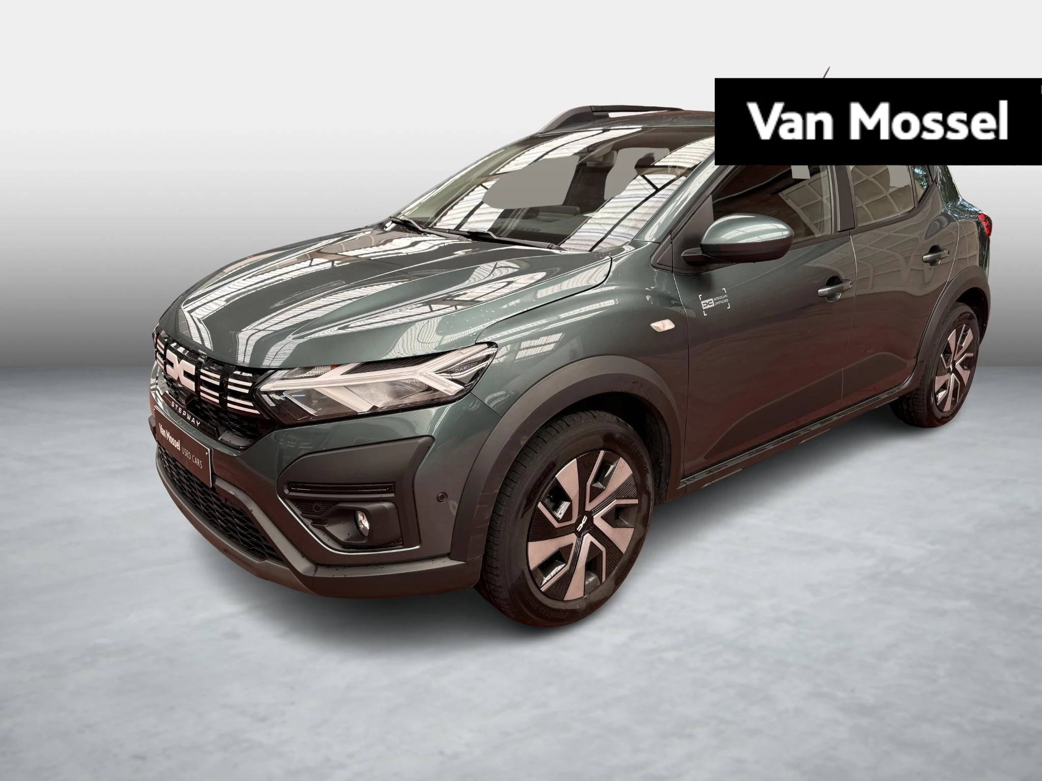 Dacia-Sandero Stepway-image-0