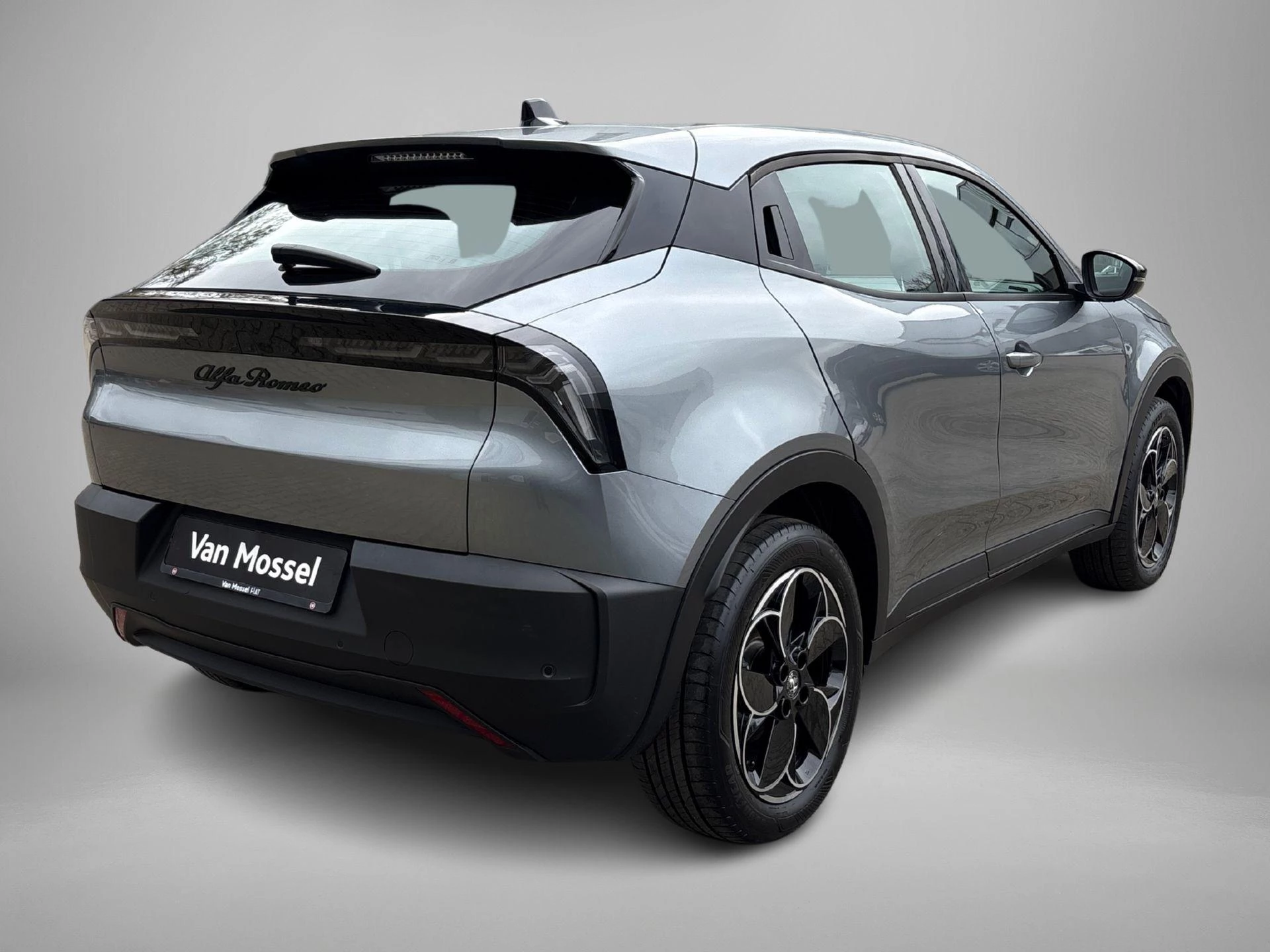 Alfa Romeo Junior Elettrica 54 kWh