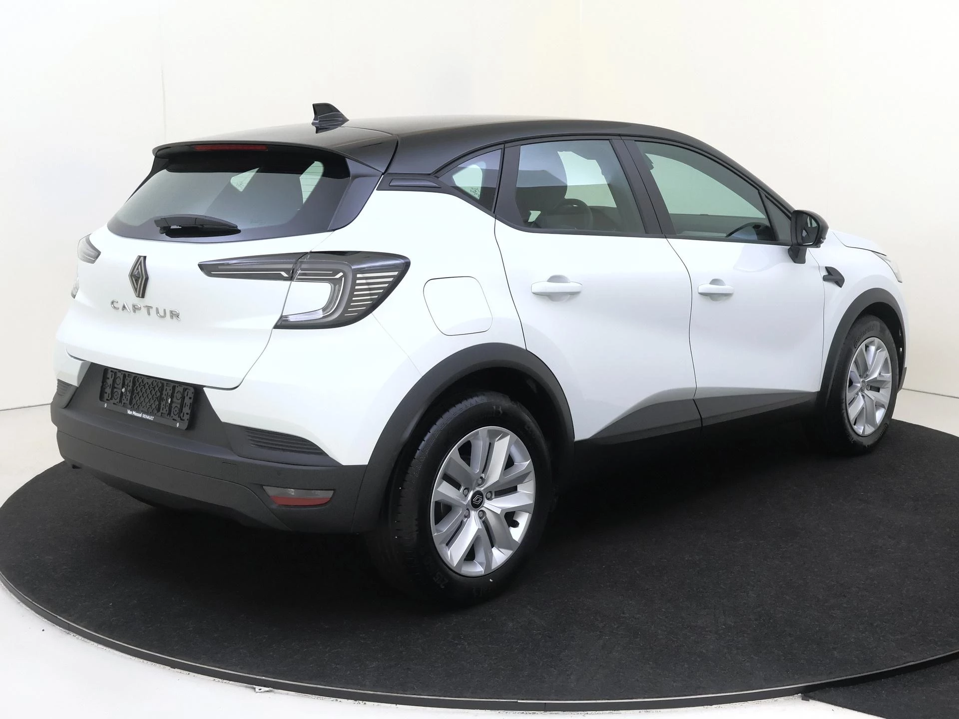 Renault-Captur-image-3