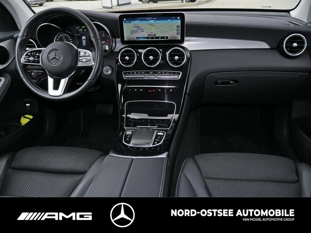 Mercedes-Benz GLC 300 de 4M KAMERA TEMPOMAT LED SITZHEIZUNG