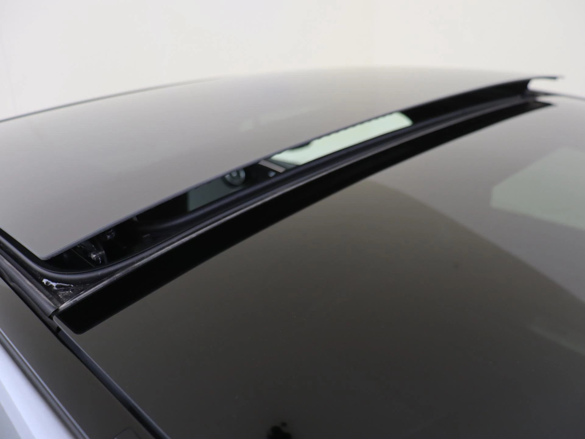 Mercedes-Benz-EQE-image-32