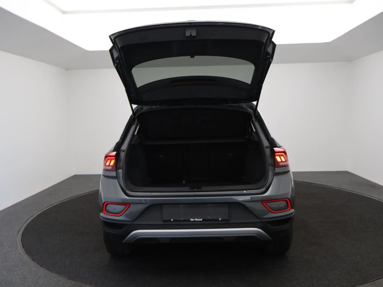 Volkswagen T-Roc T-Roc Life Business 1.0TSI 110PK *VIRTUAL COCKPIT*CAMERA*ACC*PDC*APP-CONNECT*ZETELVERWARMING*AIRCO*...*