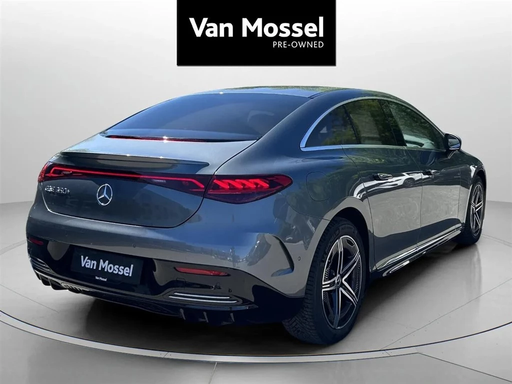 Mercedes-Benz-EQE-image-4