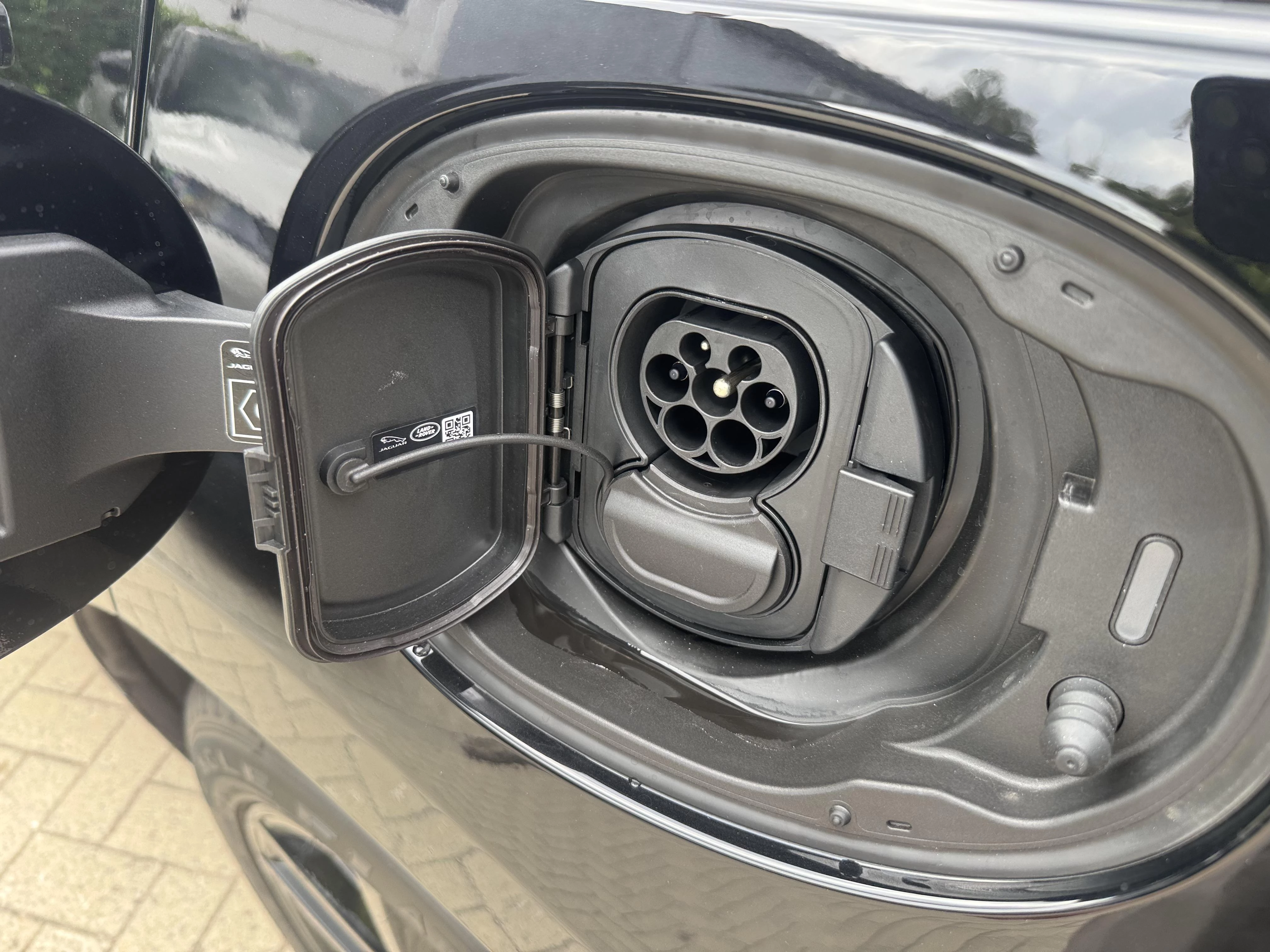 Land Rover Range Rover Velar P400e S AWD Auto. 26MY