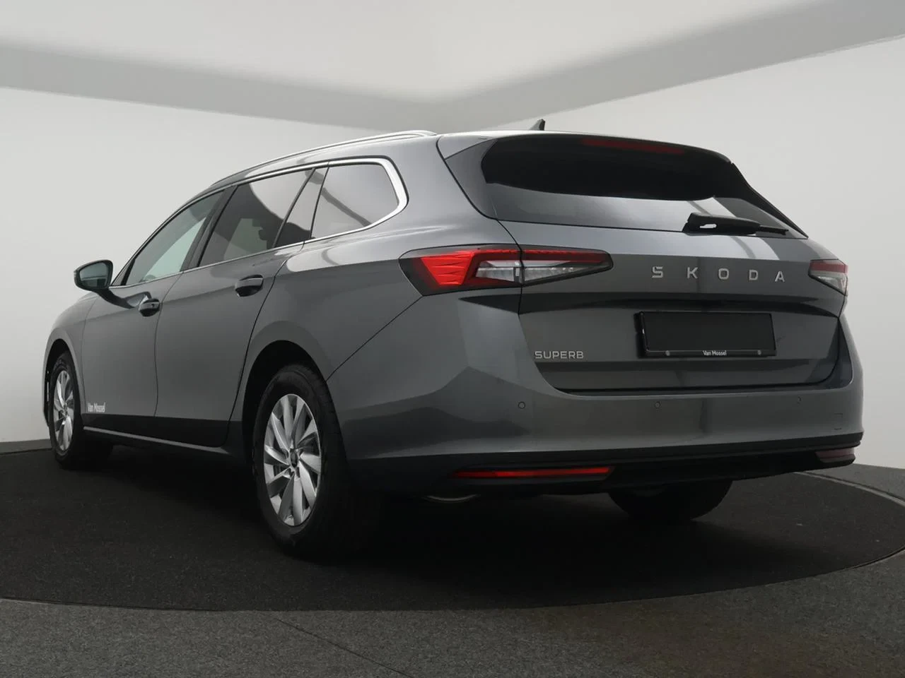 Škoda Superb Combi 1.5 TSI ACT MHEV Family DSG *DEMO*