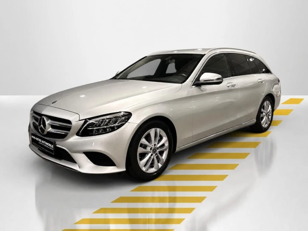 Mercedes-Benz-C-Klasse 200-image-2
