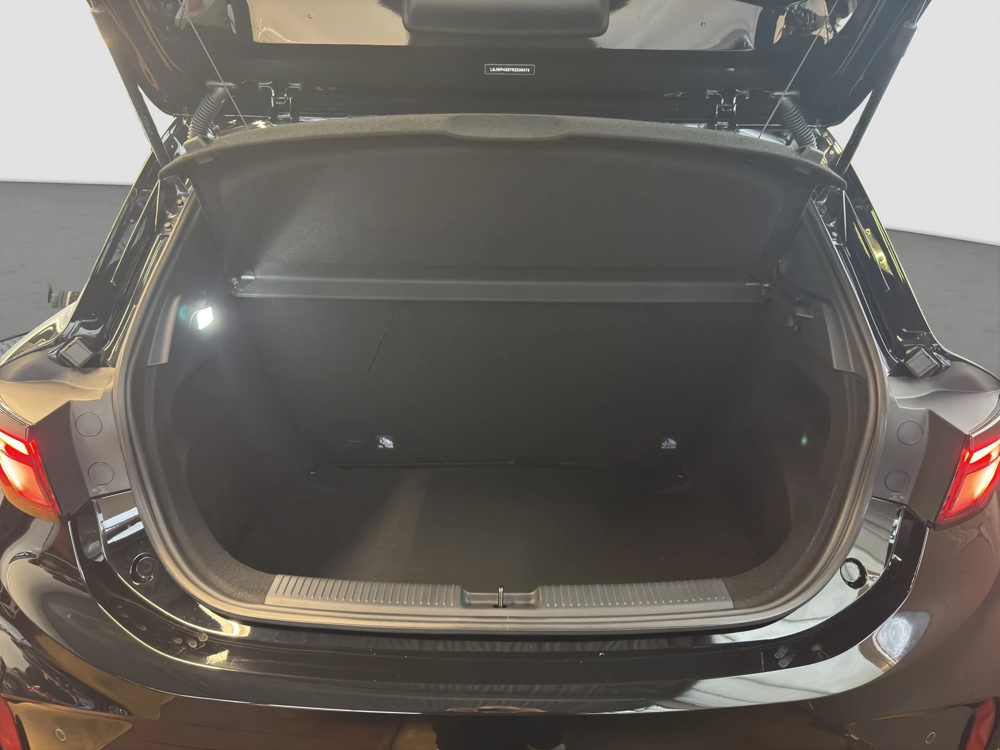 MG MG3 Luxury 1.5 Hybrid+ Aut. | LED | ACC | RFK | GJR | SHZ | PDC | LMF | Klima