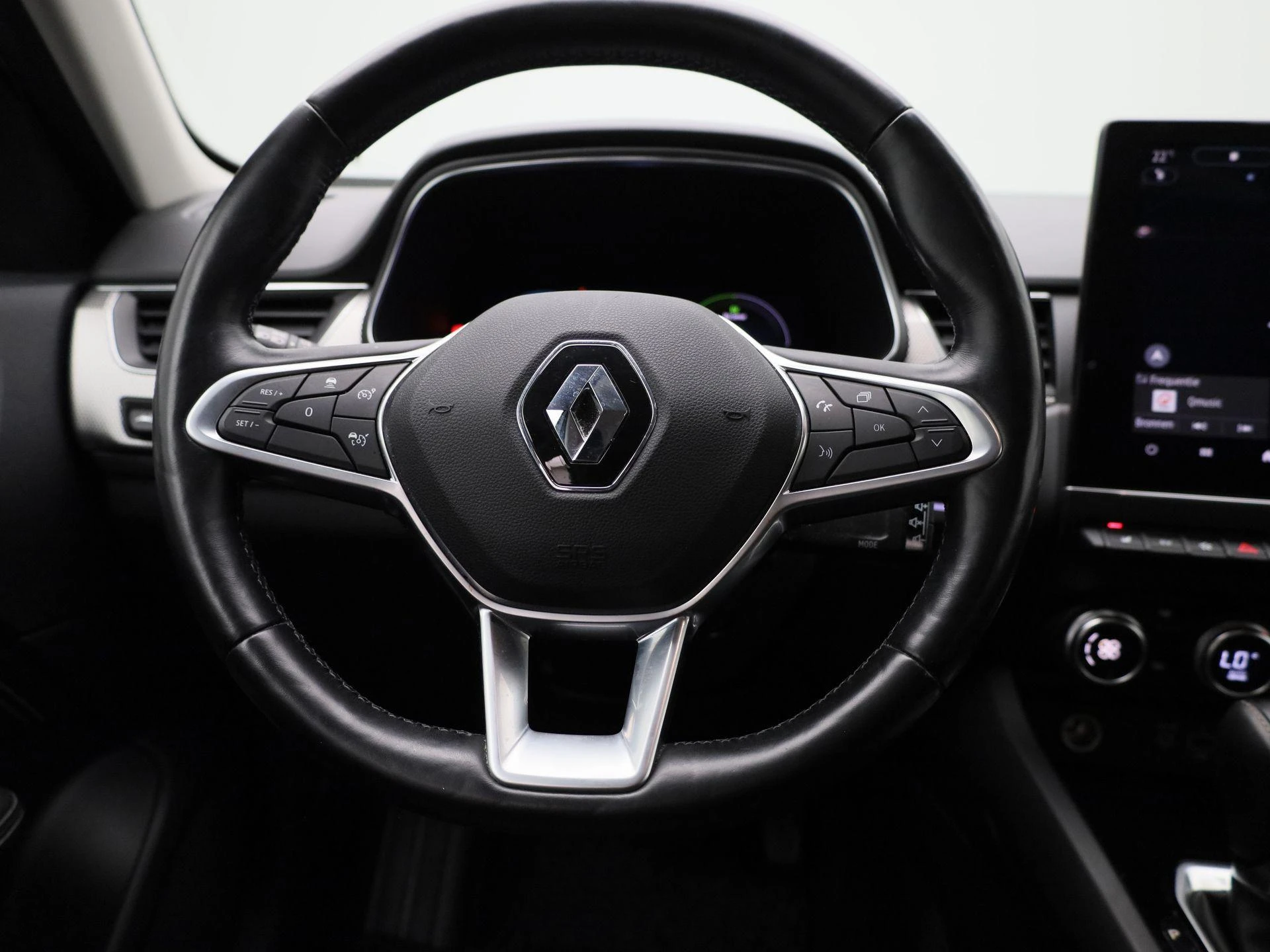 Renault-Arkana-image-6