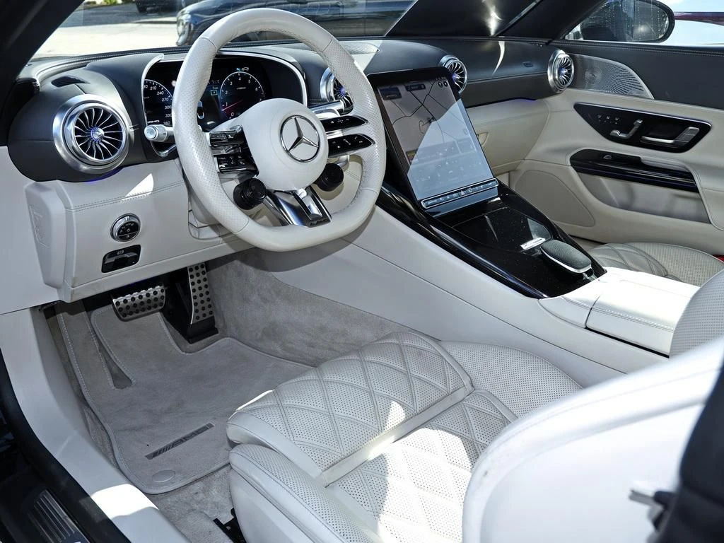Mercedes-AMG-SL 63 AMG-image-8