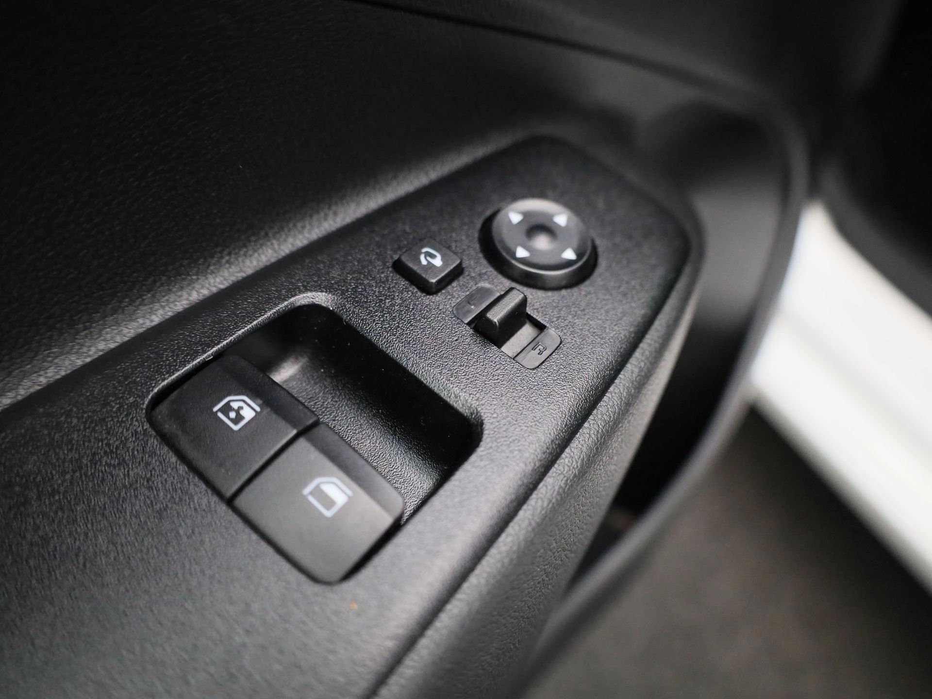 Hyundai-i10-image-24