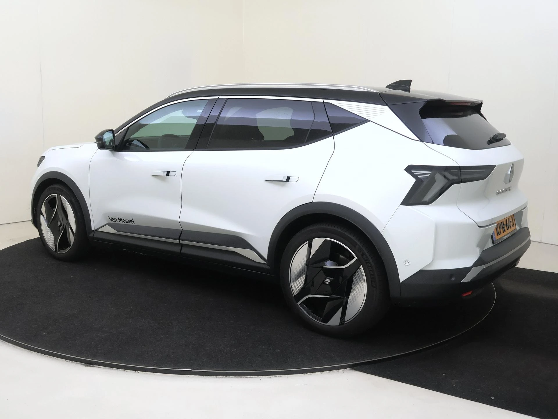 Renault-Scénic-image-2