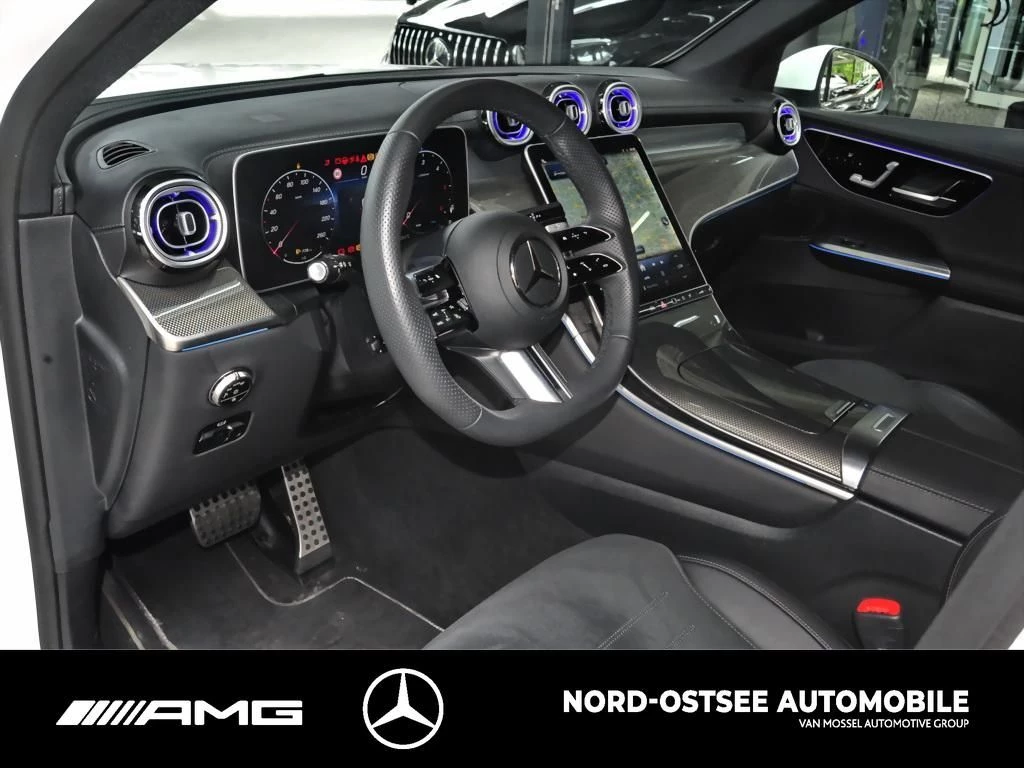 Mercedes-Benz GLC 300 d AMG 4M AHK DISTRONIC MBUX TOTWINKEL AMG Line