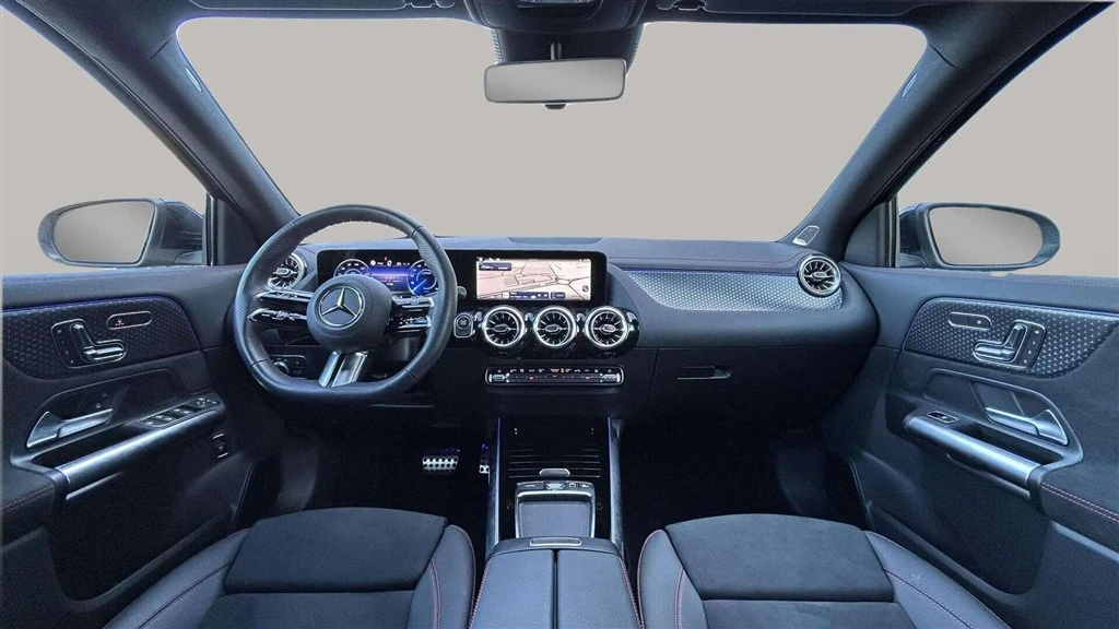Mercedes-Benz-EQA-image-14