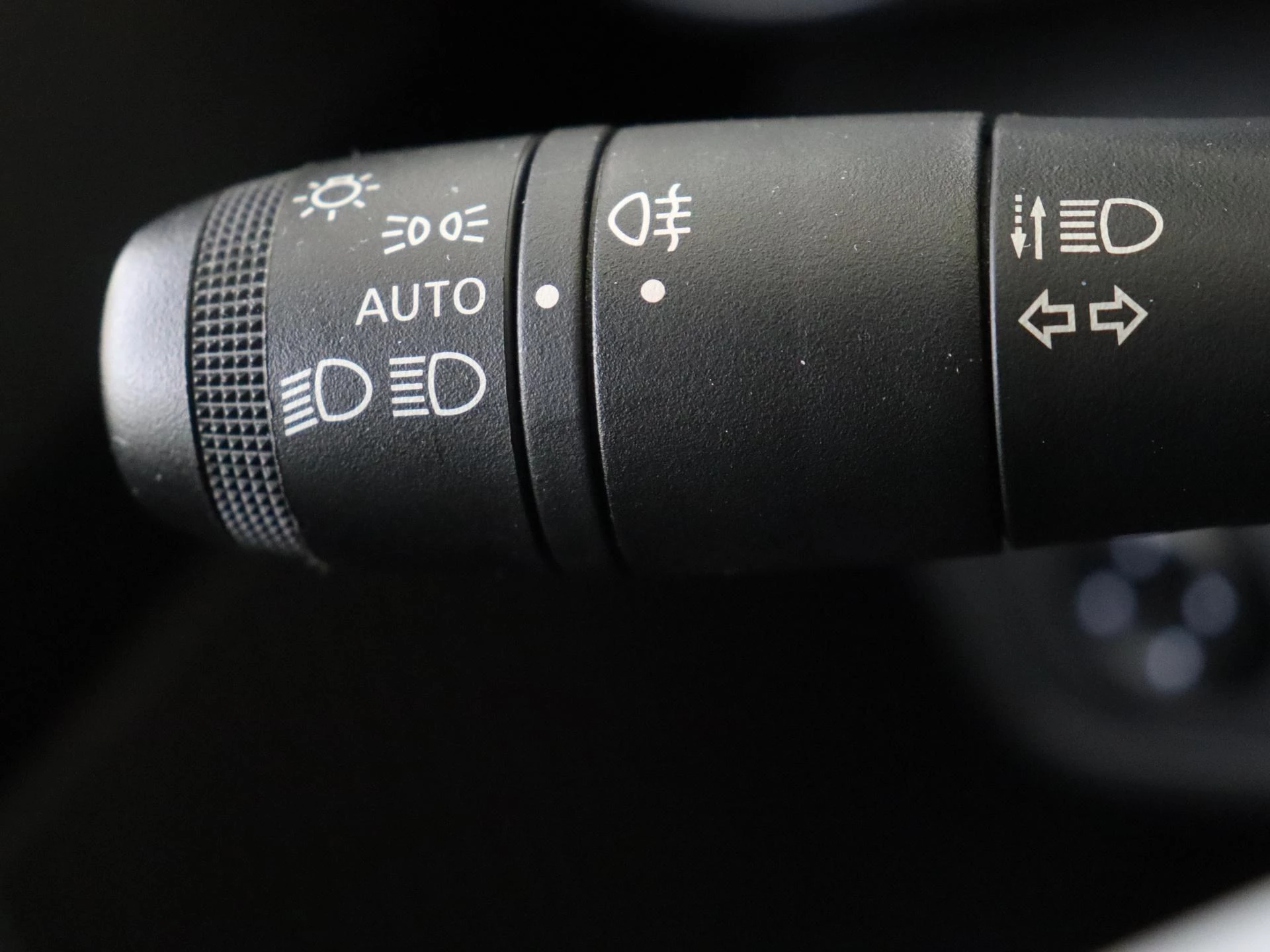 Dacia-Spring-image-23