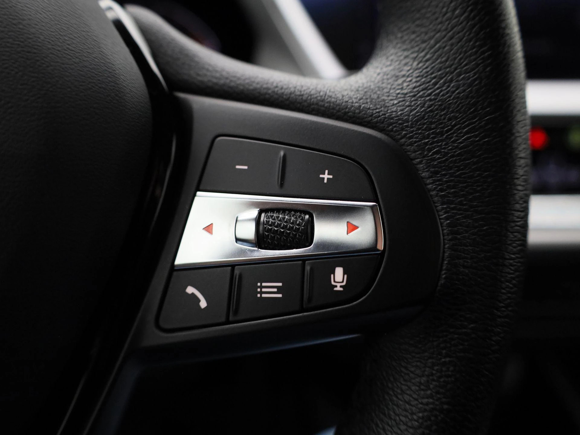 BMW-1 Reeks-image-15