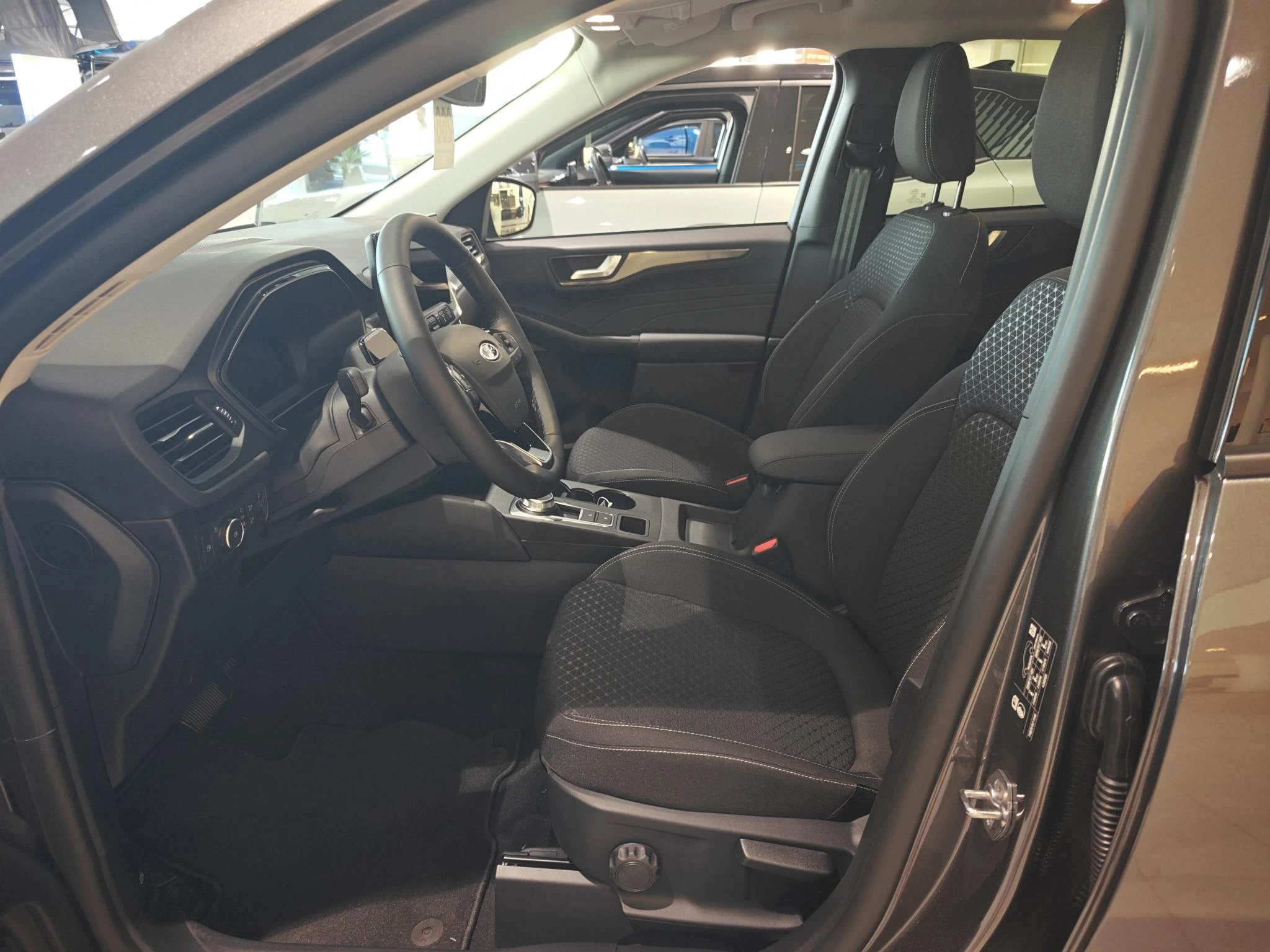 Ford-Kuga-image-5
