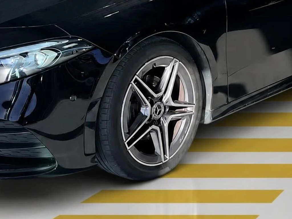 Mercedes-Benz-A-Klasse 180-image-5