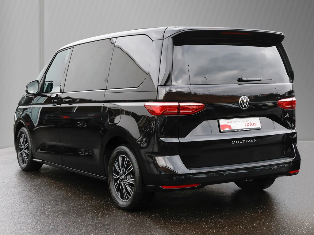 Volkswagen-Multivan-image-6