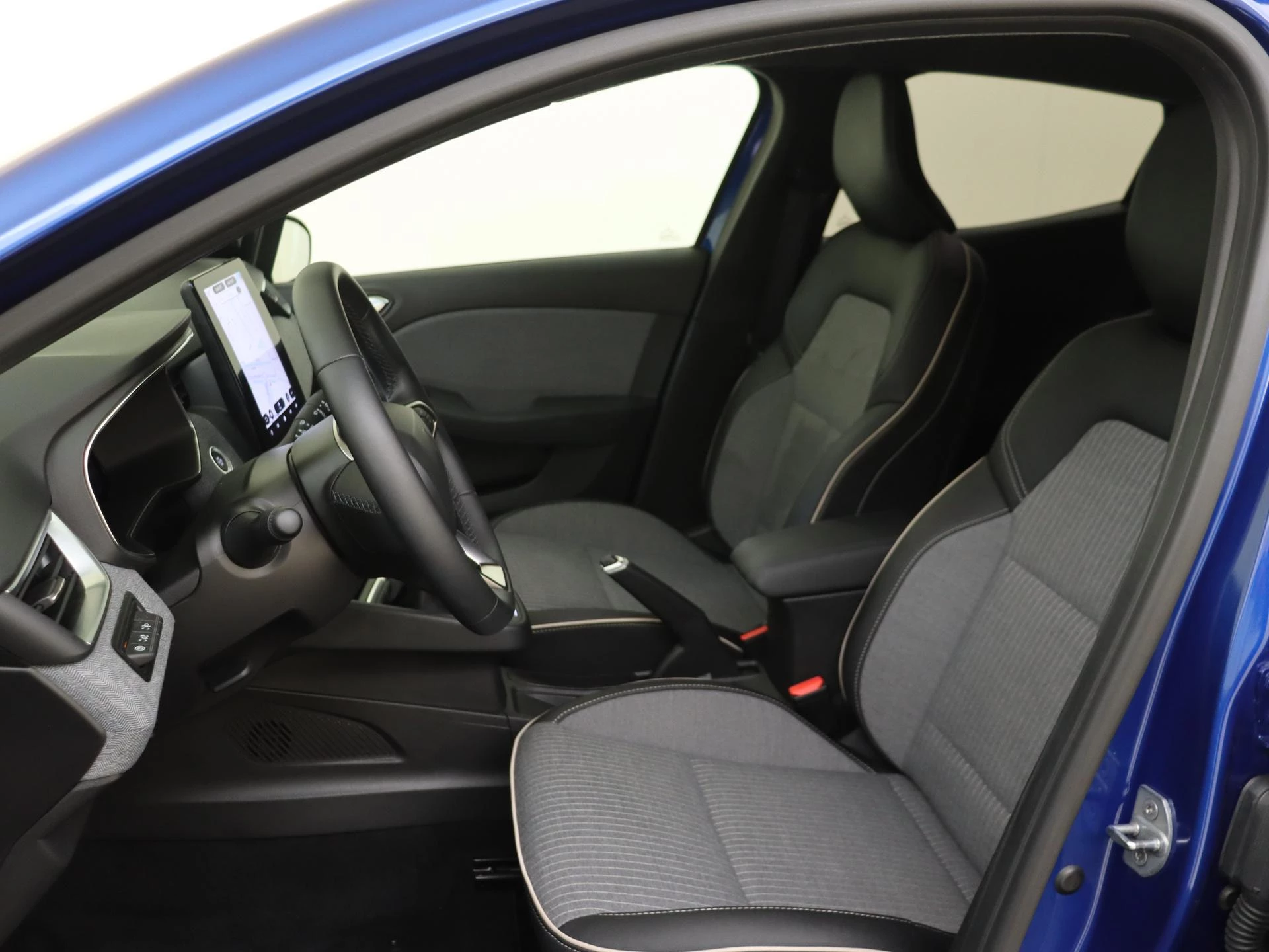 Renault-Clio-image-14